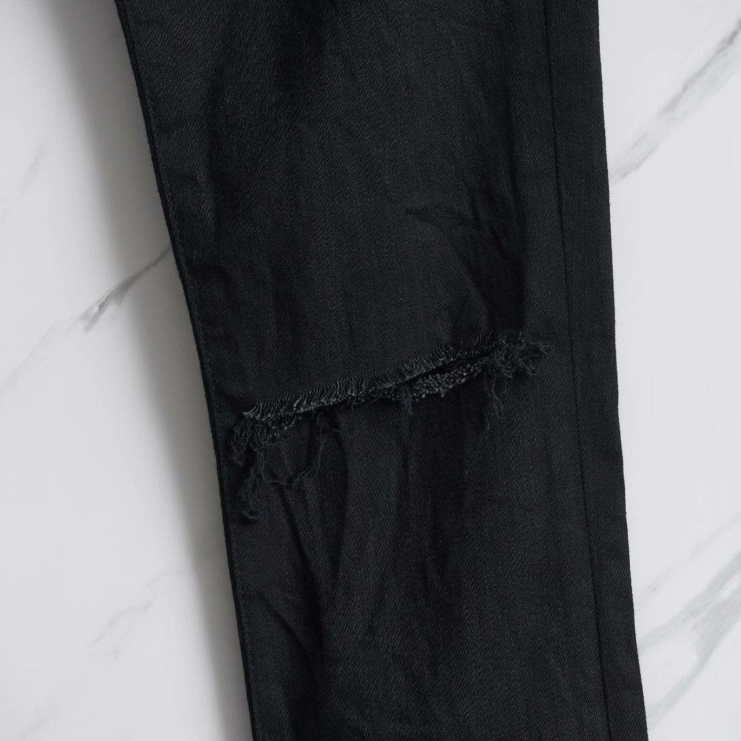Saint Laurent Paris Saint Laurent Women's Distressed Washed Jeans Size 26" / US 2 / IT 38 - 4 Thumbnail