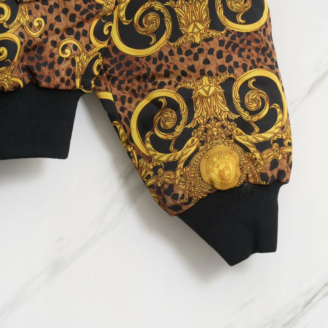 Versace Versace Men's Baroque Double-Sided Jacket Size US M / EU 48-50 / 2 - 4 Thumbnail