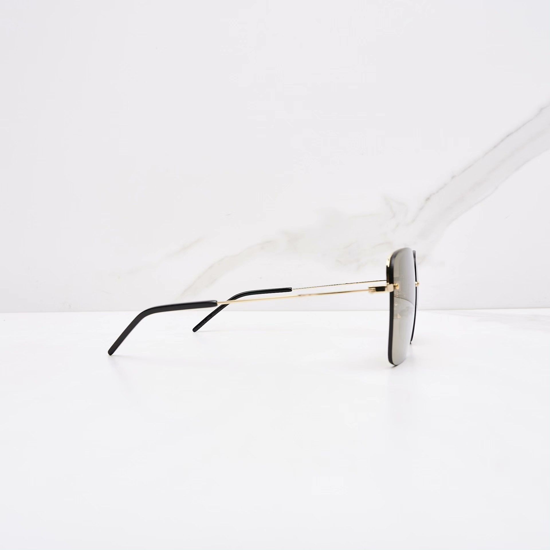 Saint Laurent Paris Saint Laurent Unisex Logo Sunglasses Size ONE SIZE - 3 Thumbnail