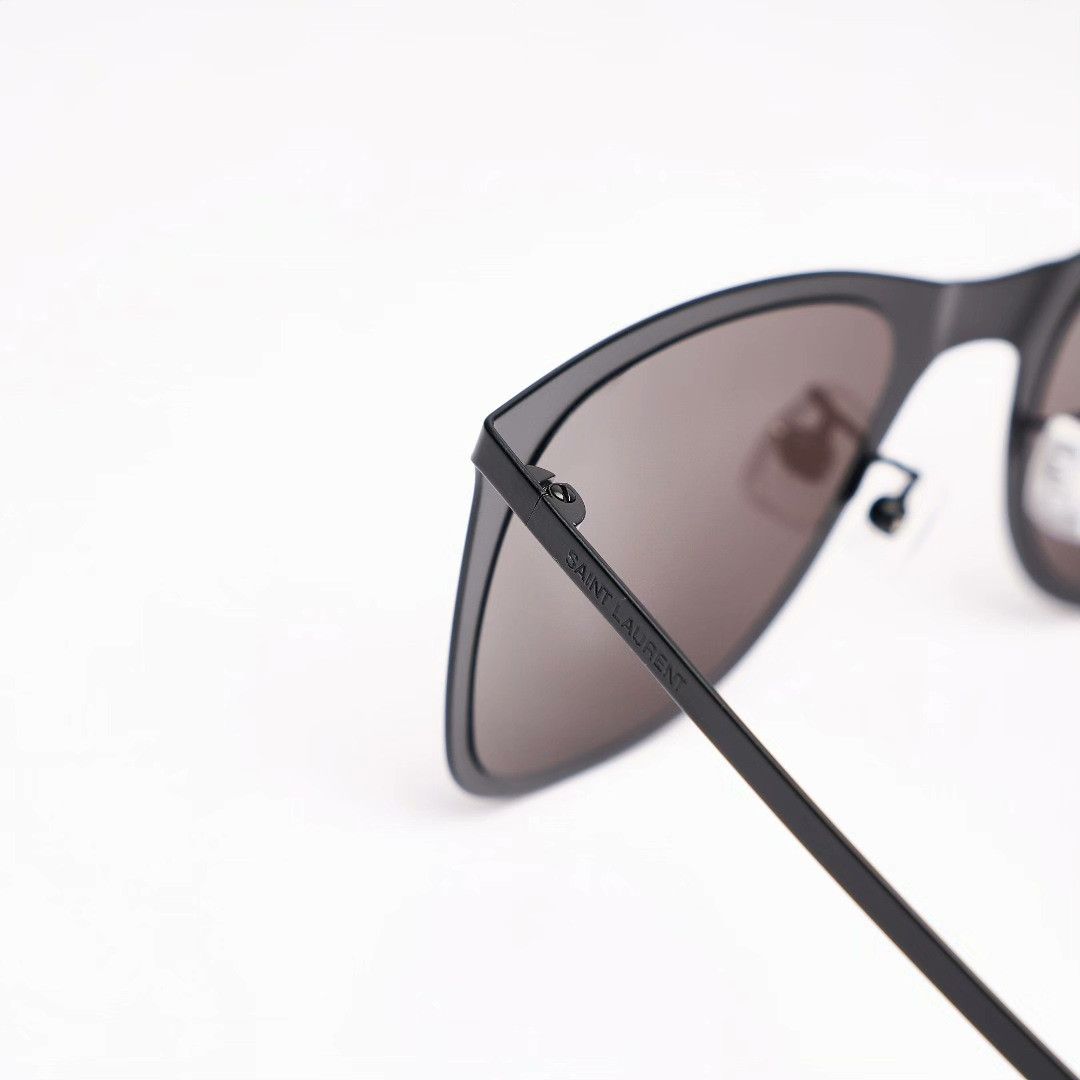 Saint Laurent Paris Saint Laurent Unisex Minimalist Sunglasses Size ONE SIZE - 5 Thumbnail
