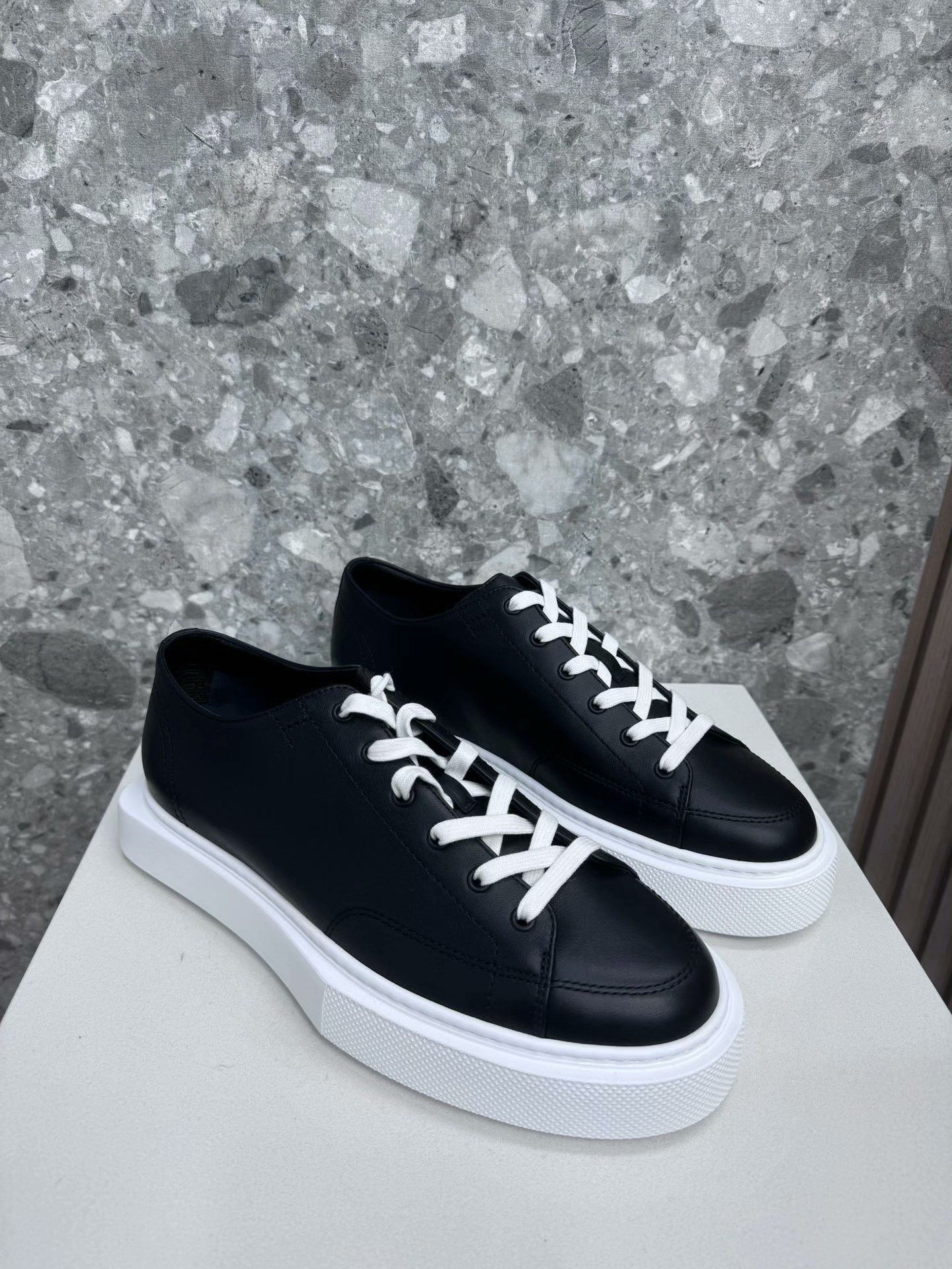 Hermes Hermes 2024 SS Platform Casual Shoes Size US 9 / EU 42 - 2 Thumbnail