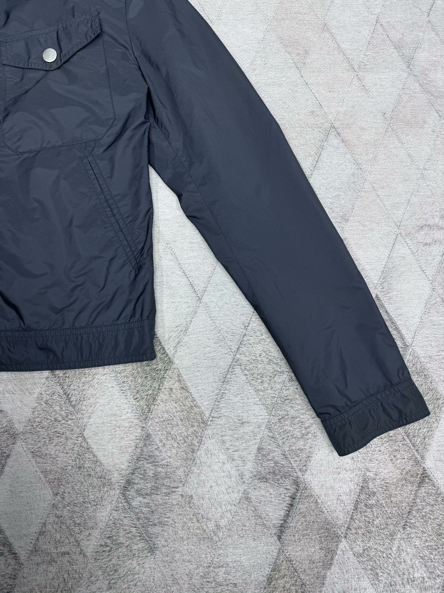 Gucci Gucci Spring/Summer Black Light Jacket Size US S / EU 44-46 / 1 - 4 Thumbnail