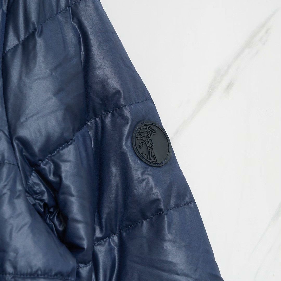 Versace Versace Men's Logo Stand Collar Puffer Size US S / EU 44-46 / 1 - 5 Thumbnail