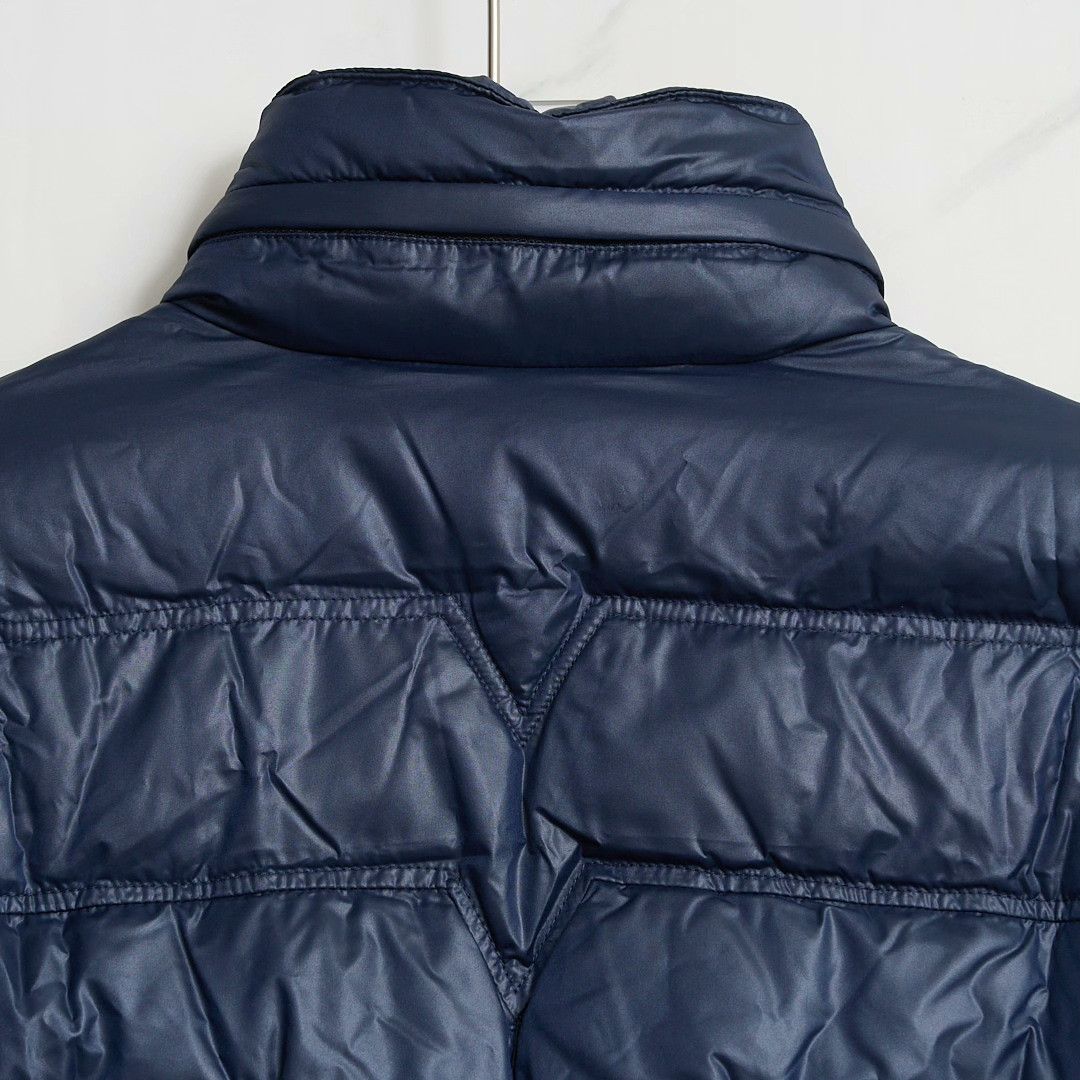 Versace Versace Men's Logo Stand Collar Puffer Size US S / EU 44-46 / 1 - 7 Thumbnail