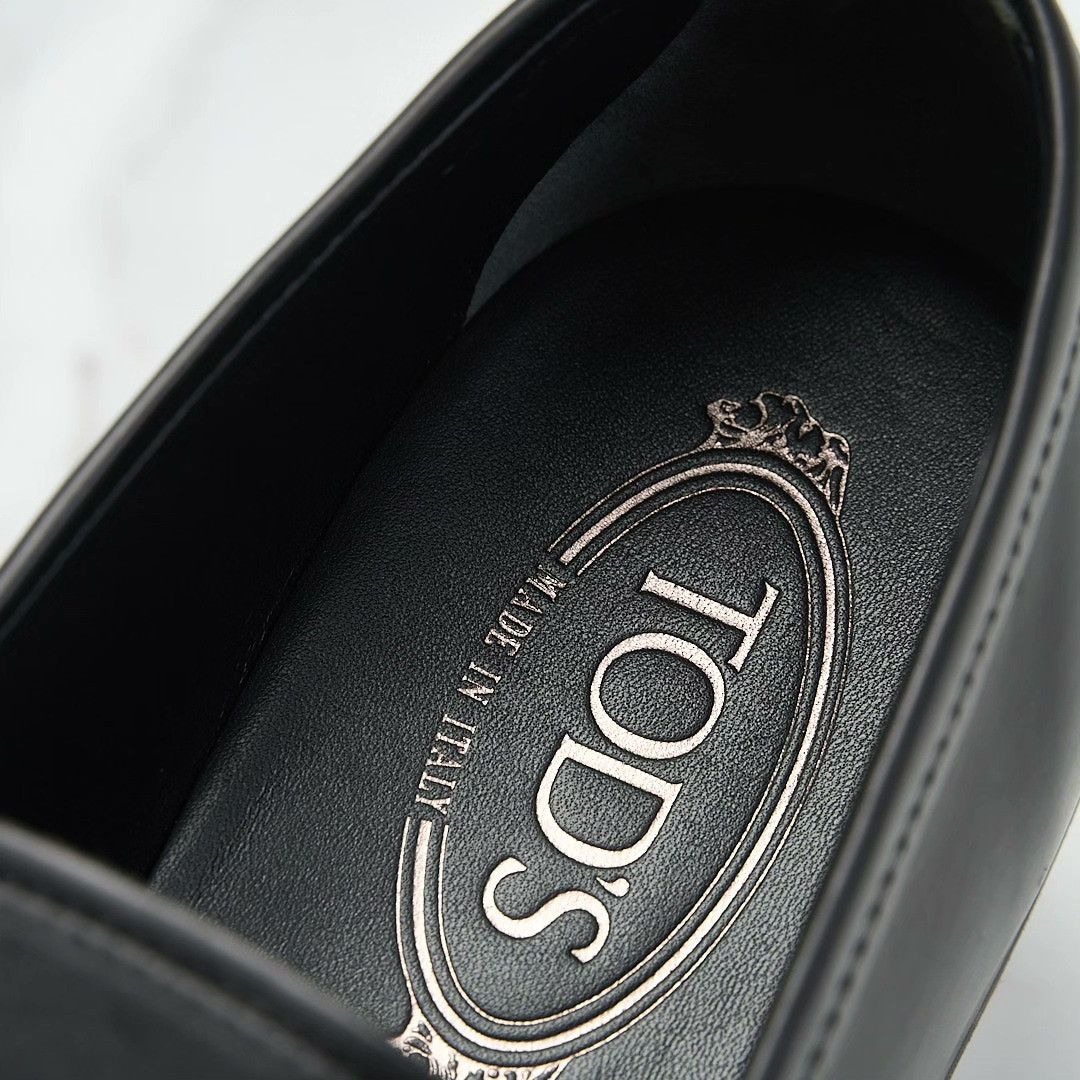Tod's Tod's Double T Buckle Pleated Loafers Size US 8 / EU 41 - 6 Thumbnail