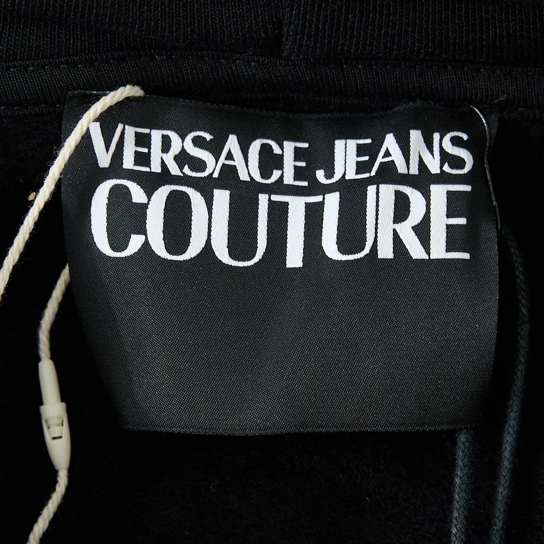 Versace Versace Unisex Letter Pattern Hoodie Size US M / EU 48-50 / 2 - 5 Thumbnail