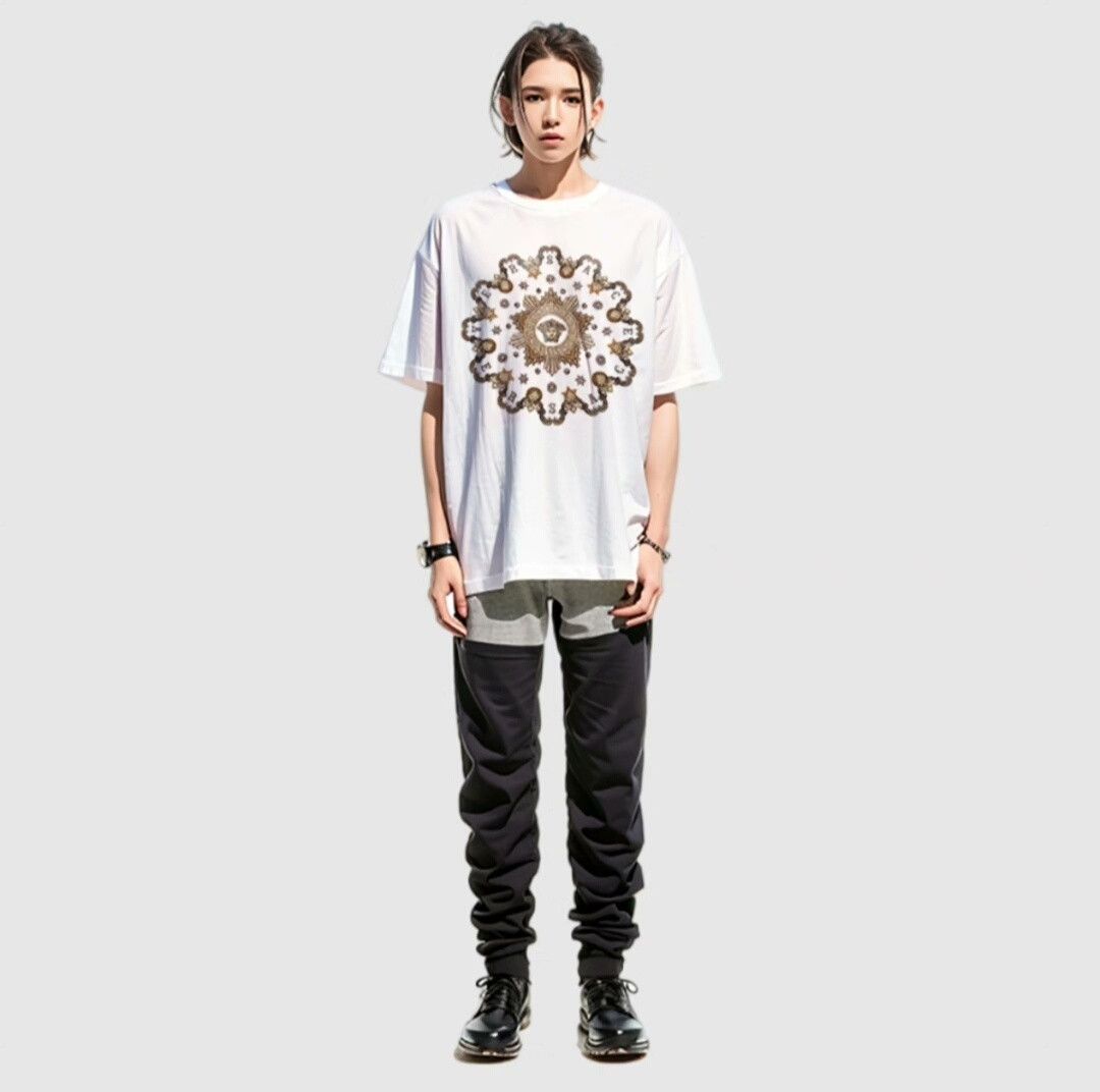 Versace Versace Men's Medusa Embroidered T-shirt Size US M / EU 48-50 / 2 - 8 Thumbnail
