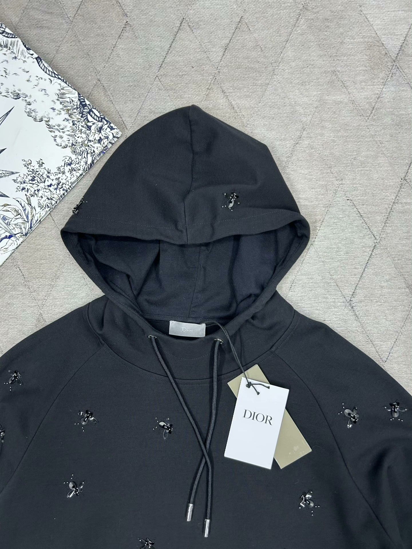 Dior Dior 3D Bee Black Hoodie XS Size US XS / EU 42 / 0 - 3 Thumbnail