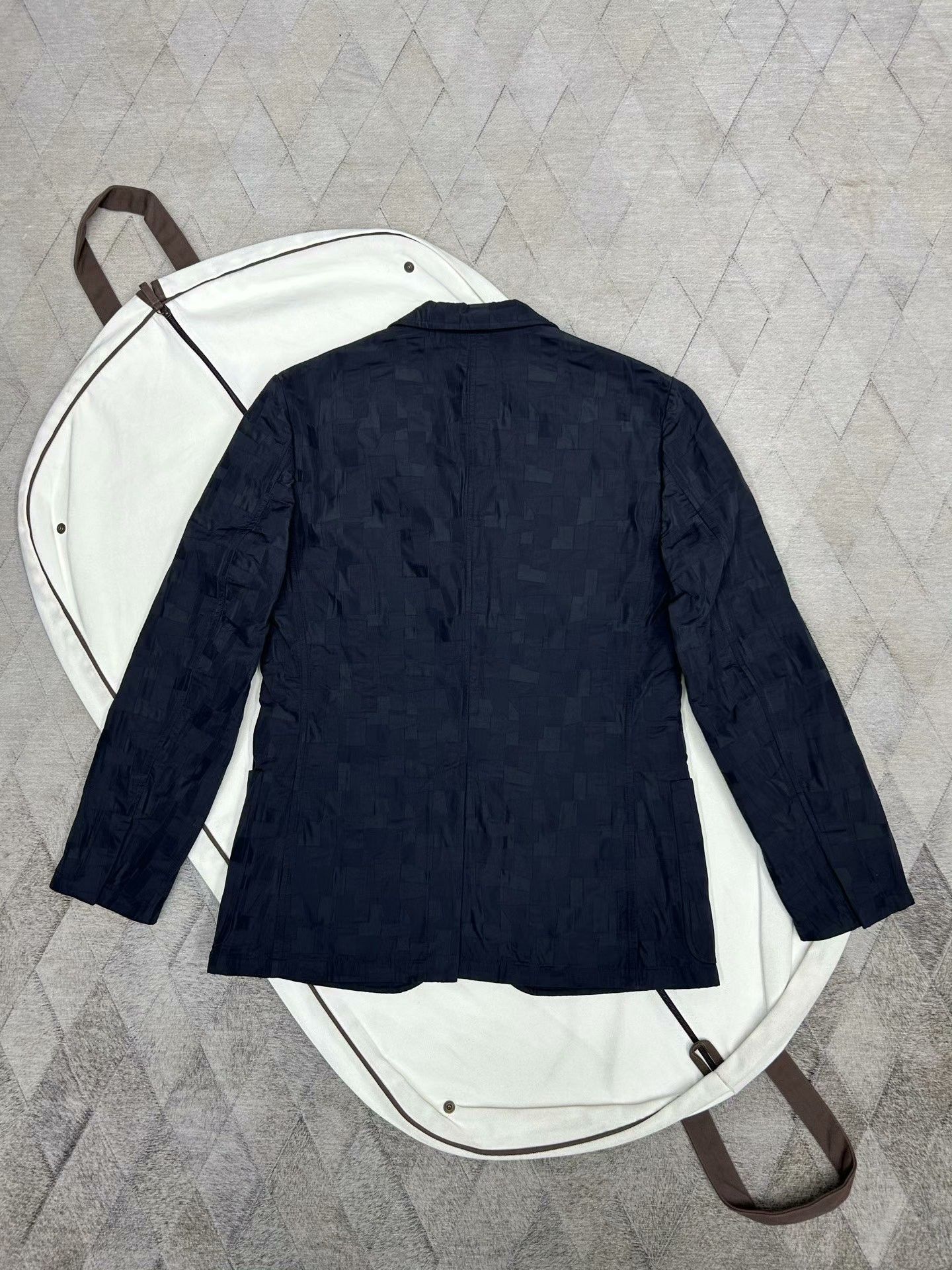 Hermes Hermes Autumn Winter 3D Embossed Jacket Size US M / EU 48-50 / 2 - 4 Thumbnail