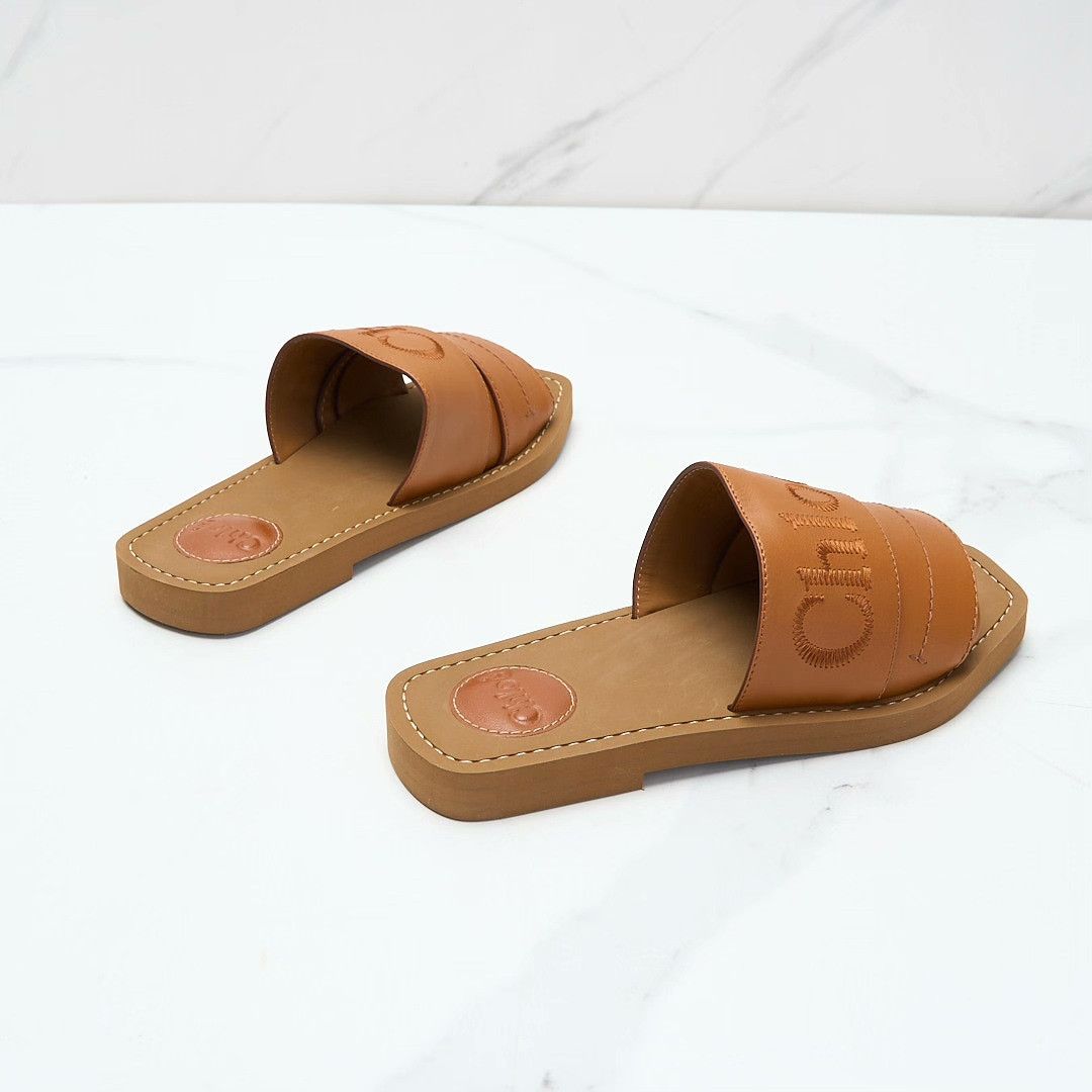 Chloe Chloe Women's Logo Embroidered Slippers Size US 5 / IT 35 - 6 Thumbnail