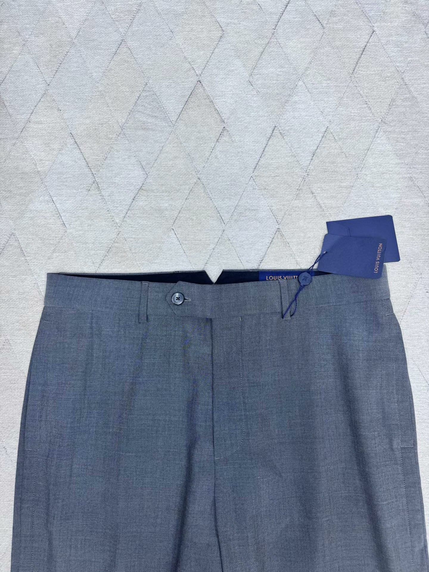 Louis Vuitton Louis Vuitton Autumn Winter Wool Trousers Size US 28 / EU 44 - 2 Thumbnail