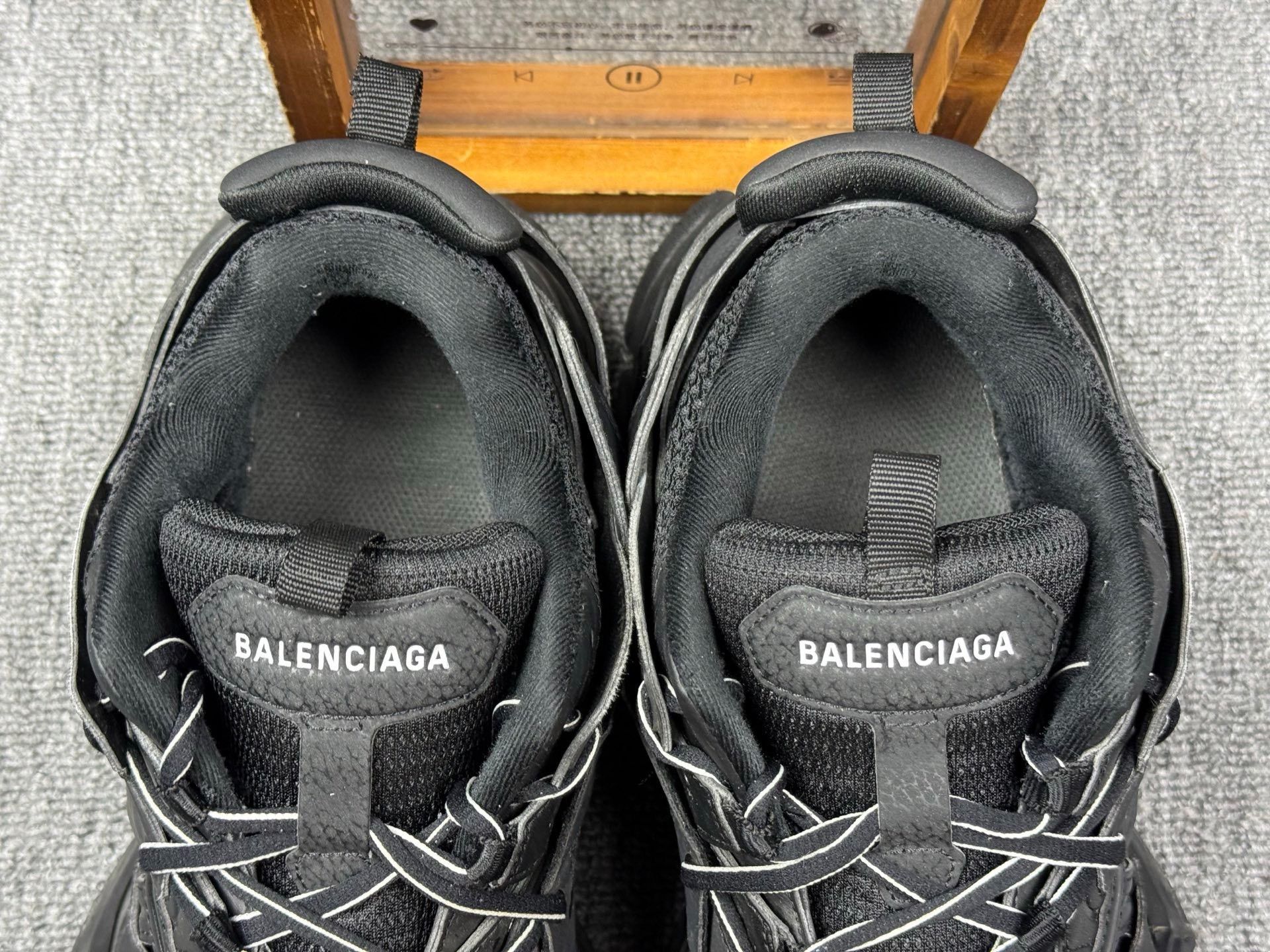 Balenciaga Balenciaga Black Lowtop Sneakers 11 Men Size US 11 / EU 44 - 5 Thumbnail