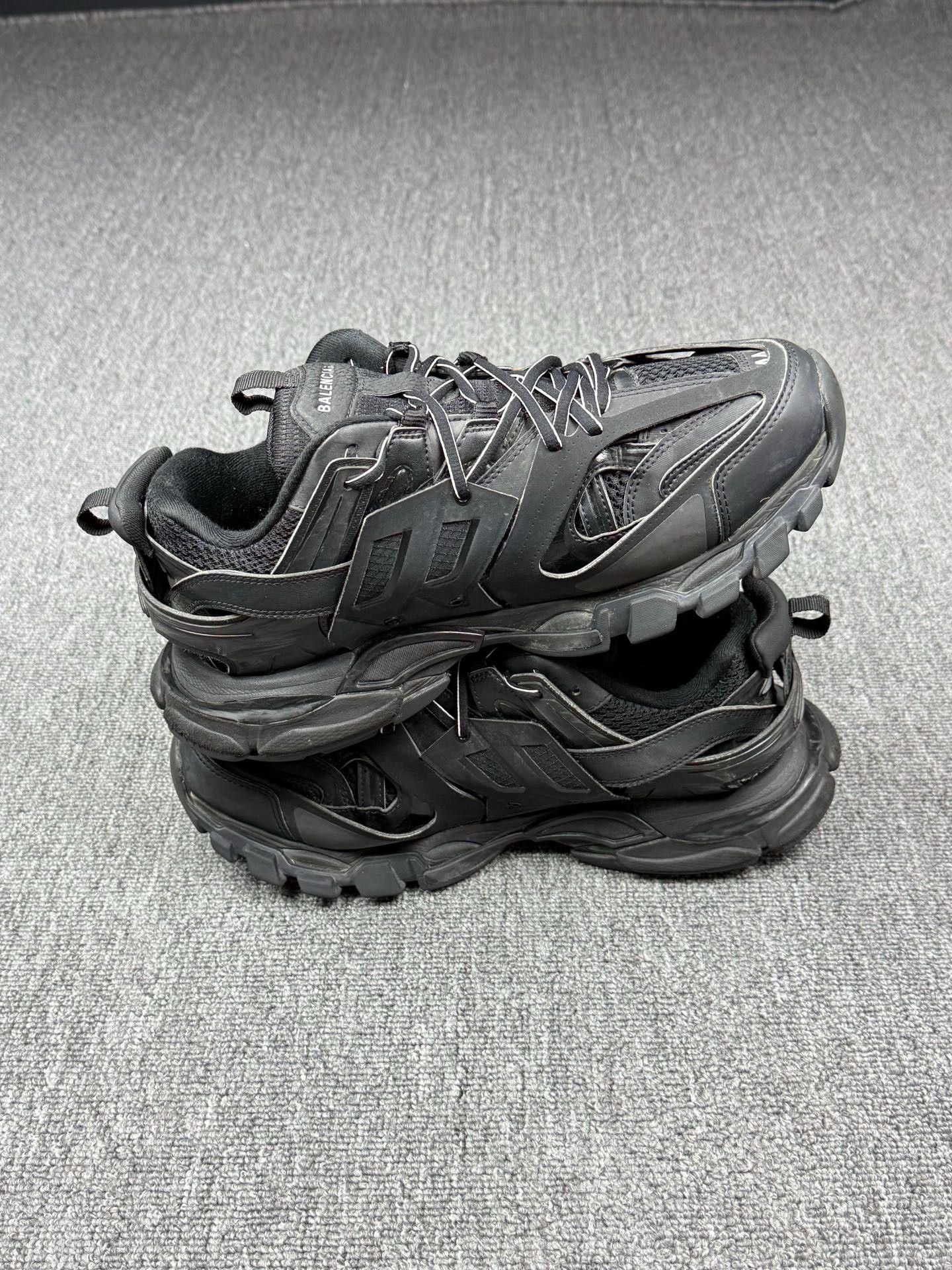 Balenciaga Balenciaga Black Lowtop Sneakers 11 Men Size US 11 / EU 44 - 3 Thumbnail