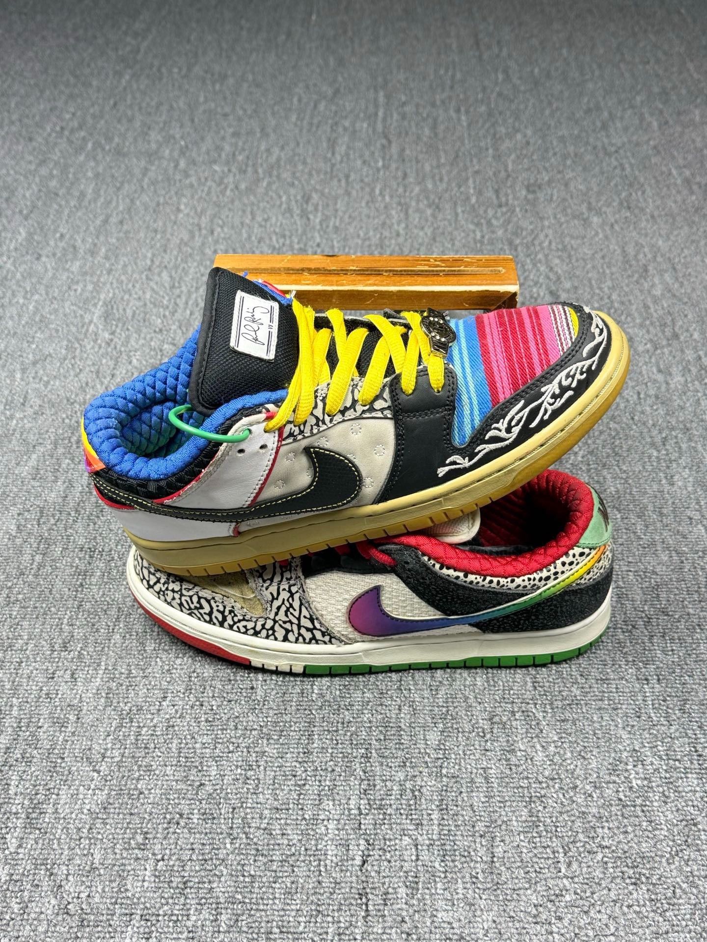 Nike Nike DUNK SB Multi Lowtop Sneakers 9 Men Size US 9 / EU 42 - 2 Thumbnail