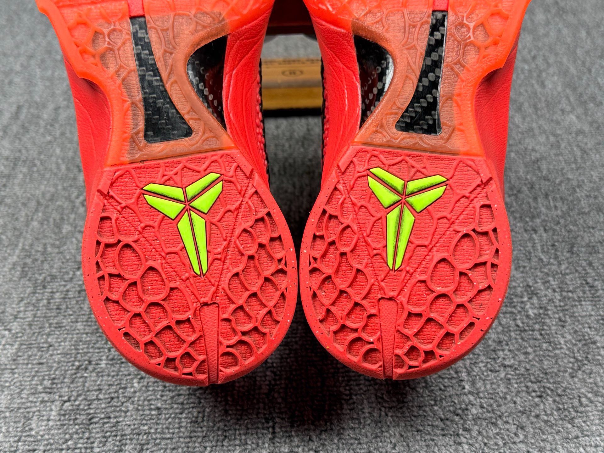 Nike Nike KOBE6 Red Lowtop Sneakers 9 Men Size US 9 / EU 42 - 7 Thumbnail