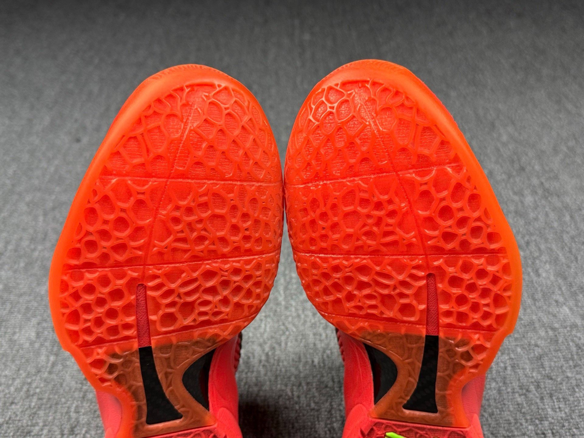 Nike Nike KOBE6 Red Lowtop Sneakers 9 Men Size US 9 / EU 42 - 6 Thumbnail