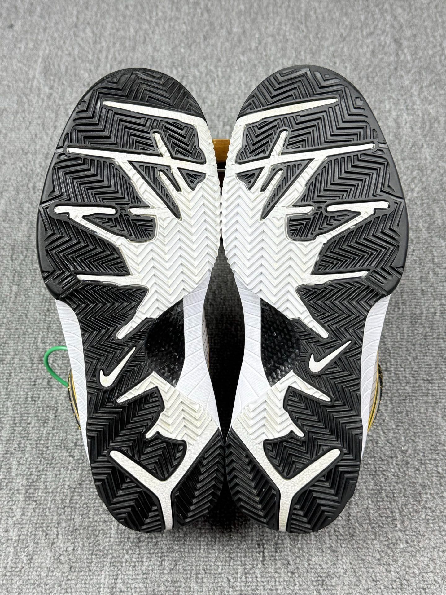 Nike Nike KOBE4 Black Lowtop Sneakers 9 Men Size US 9 / EU 42 - 6 Thumbnail