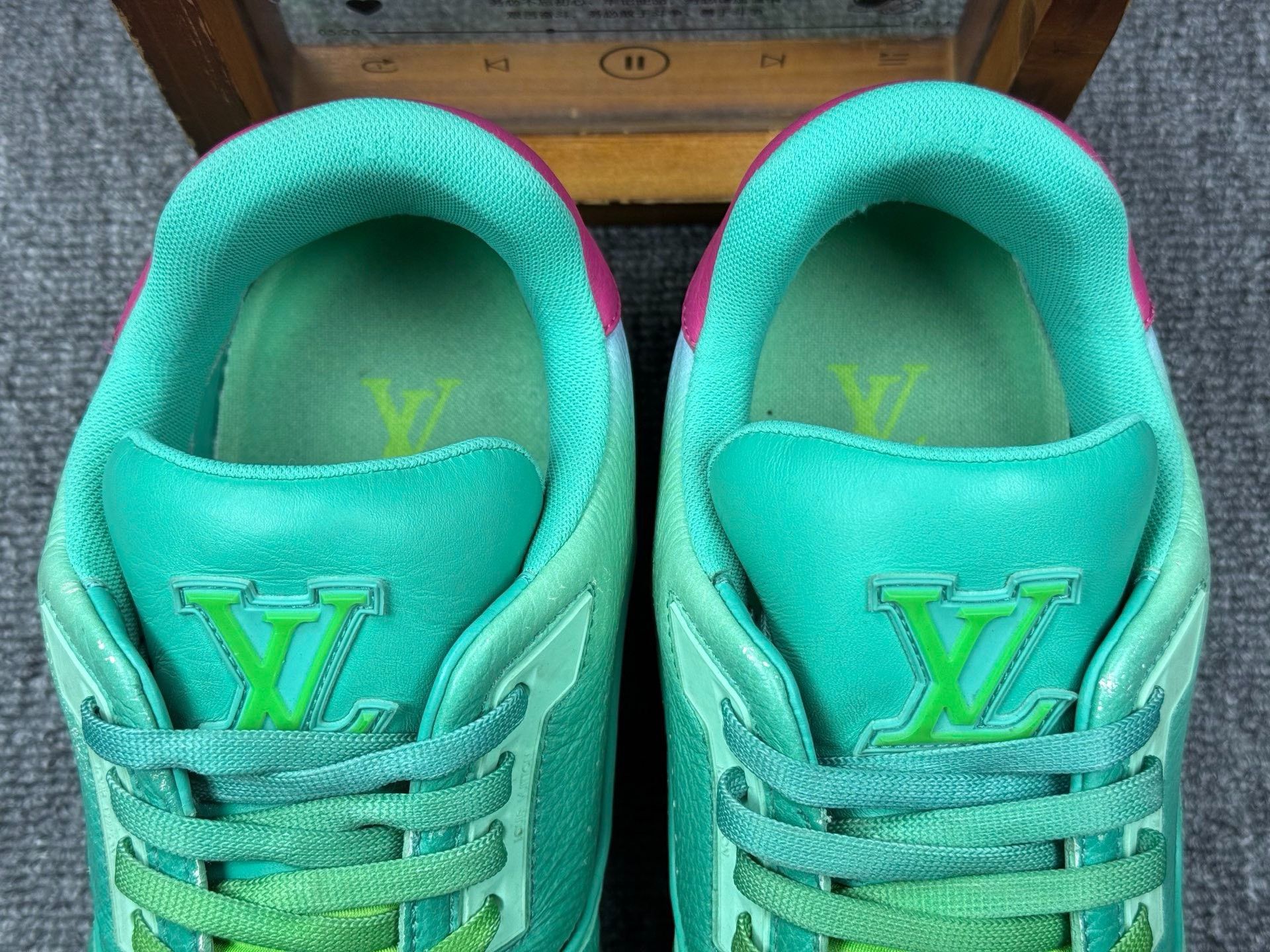 Louis Vuitton Louis Vuitton Training Multi Lowtop Sneakers 8 Men Size US 8 / EU 41 - 9 Thumbnail