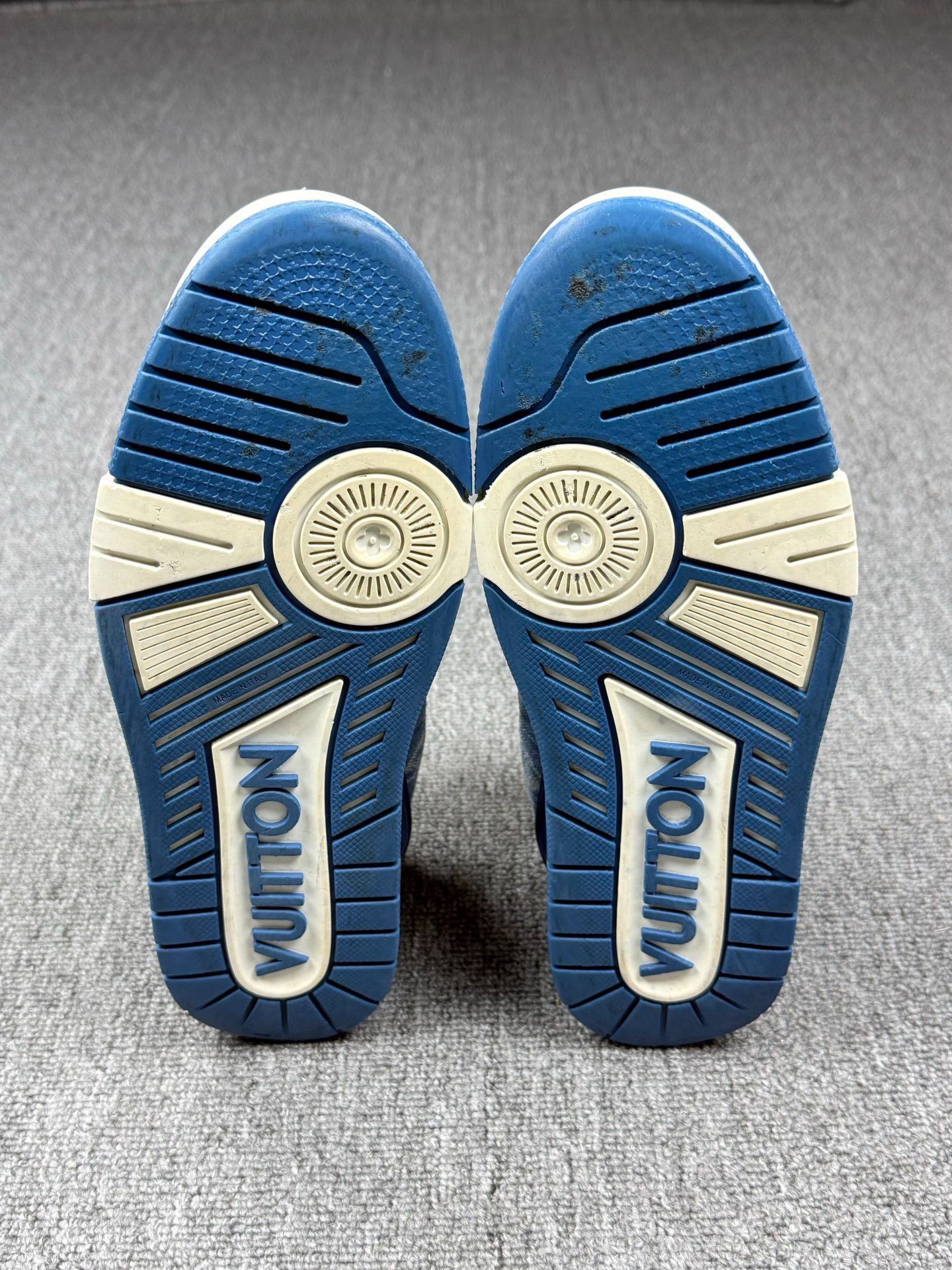 Louis Vuitton Louis Vuitton Training Blue Lowtop Sneakers 9 Men Size US 9 / EU 42 - 5 Thumbnail