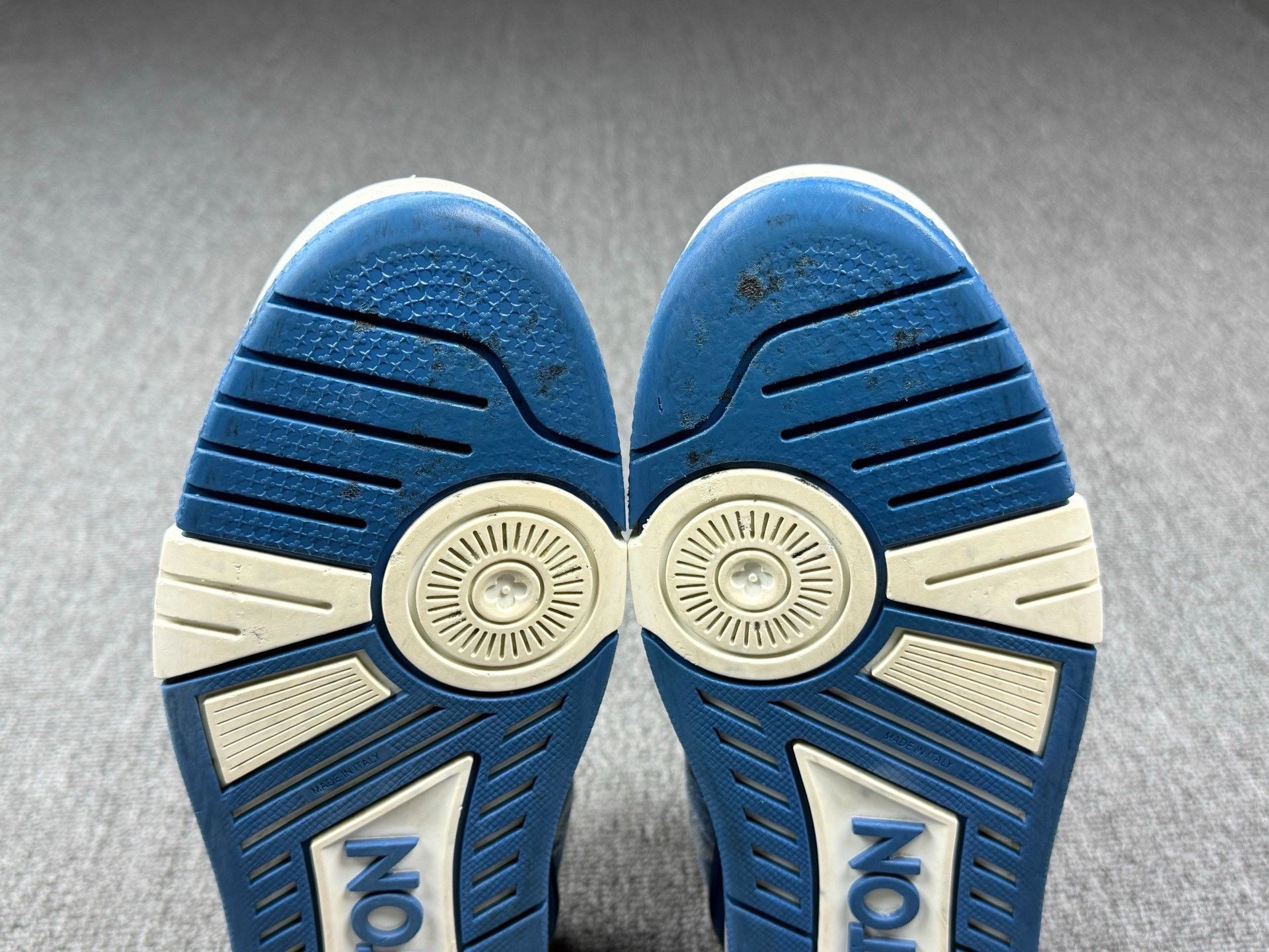 Louis Vuitton Louis Vuitton Training Blue Lowtop Sneakers 9 Men Size US 9 / EU 42 - 6 Thumbnail
