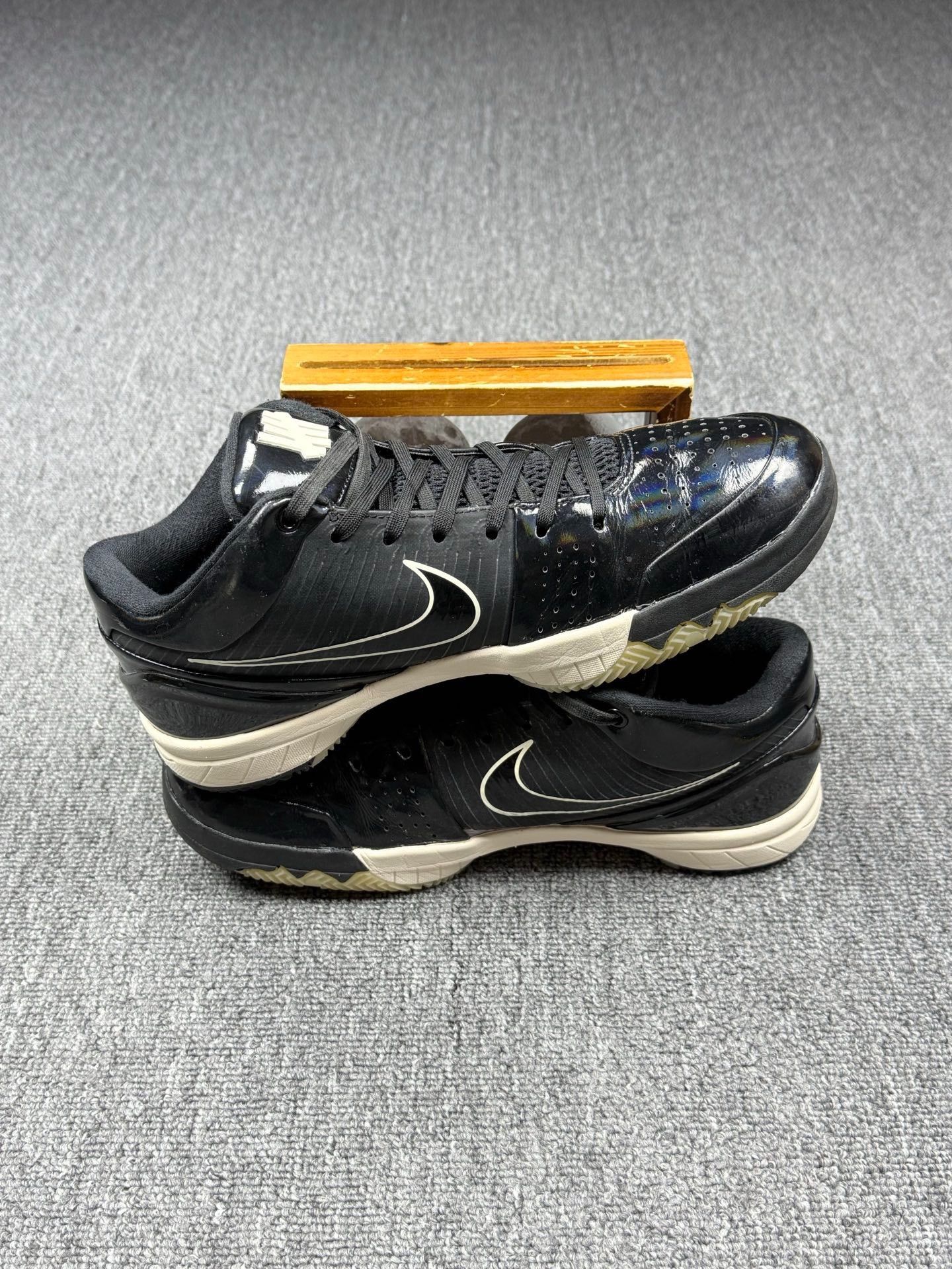 Nike Nike KOBE4 Black Lowtop Sneakers 9 Men Size US 9 / EU 42 - 3 Thumbnail