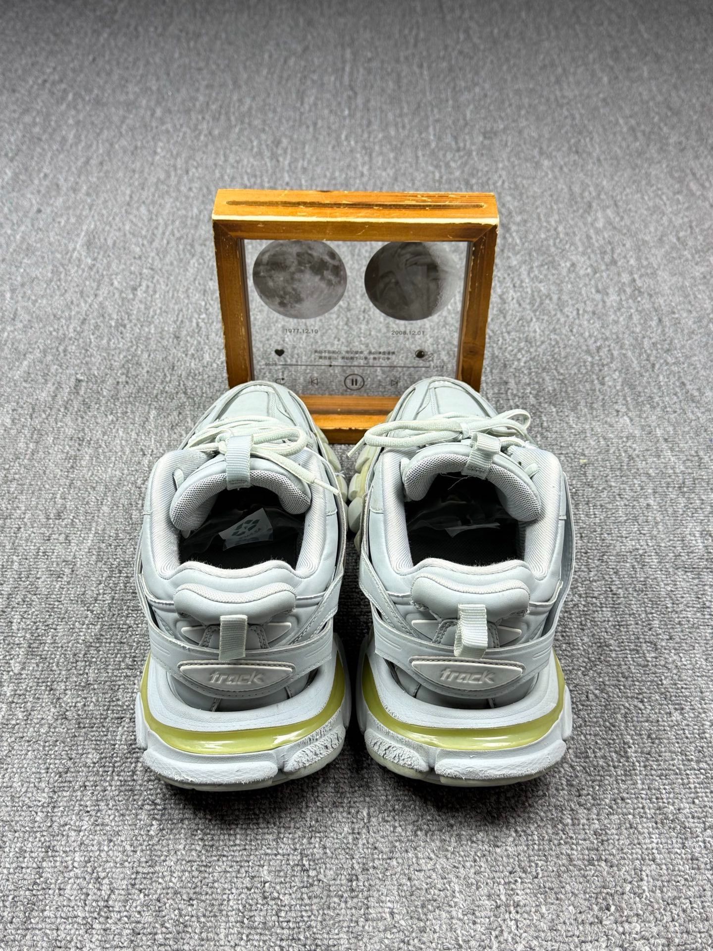 Balenciaga Balenciaga Multi Lowtop Sneakers 7 Men Size US 7 / EU 40 - 5 Thumbnail