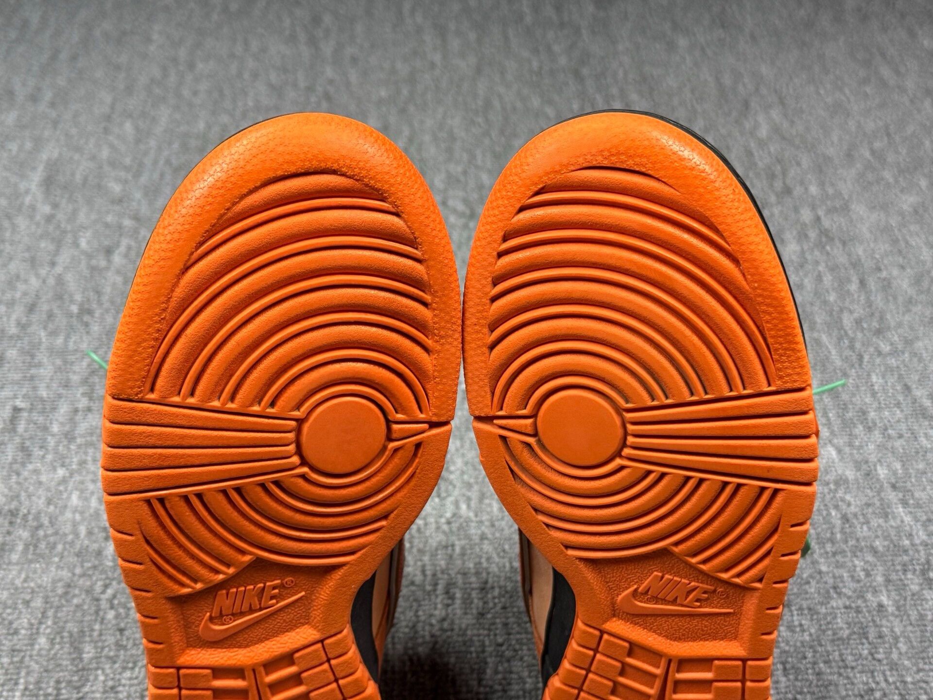 Nike Nike DUNK SB Orange Lowtop Sneakers 7 Men Size US 7 / EU 40 - 7 Thumbnail