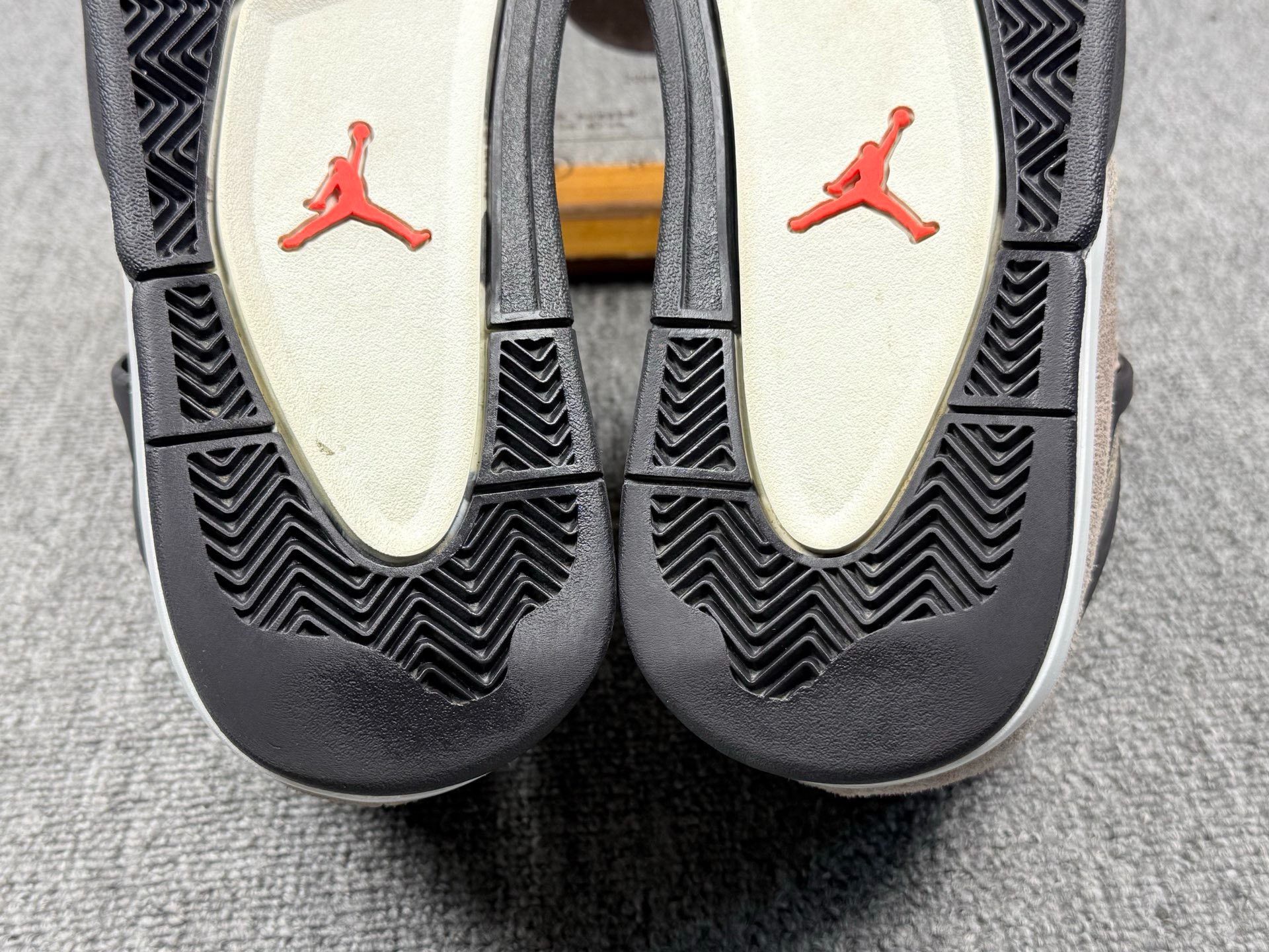 Nike Nike AJ4 Lowtop Sneakers 9 Men Size US 9 / EU 42 - 8 Thumbnail