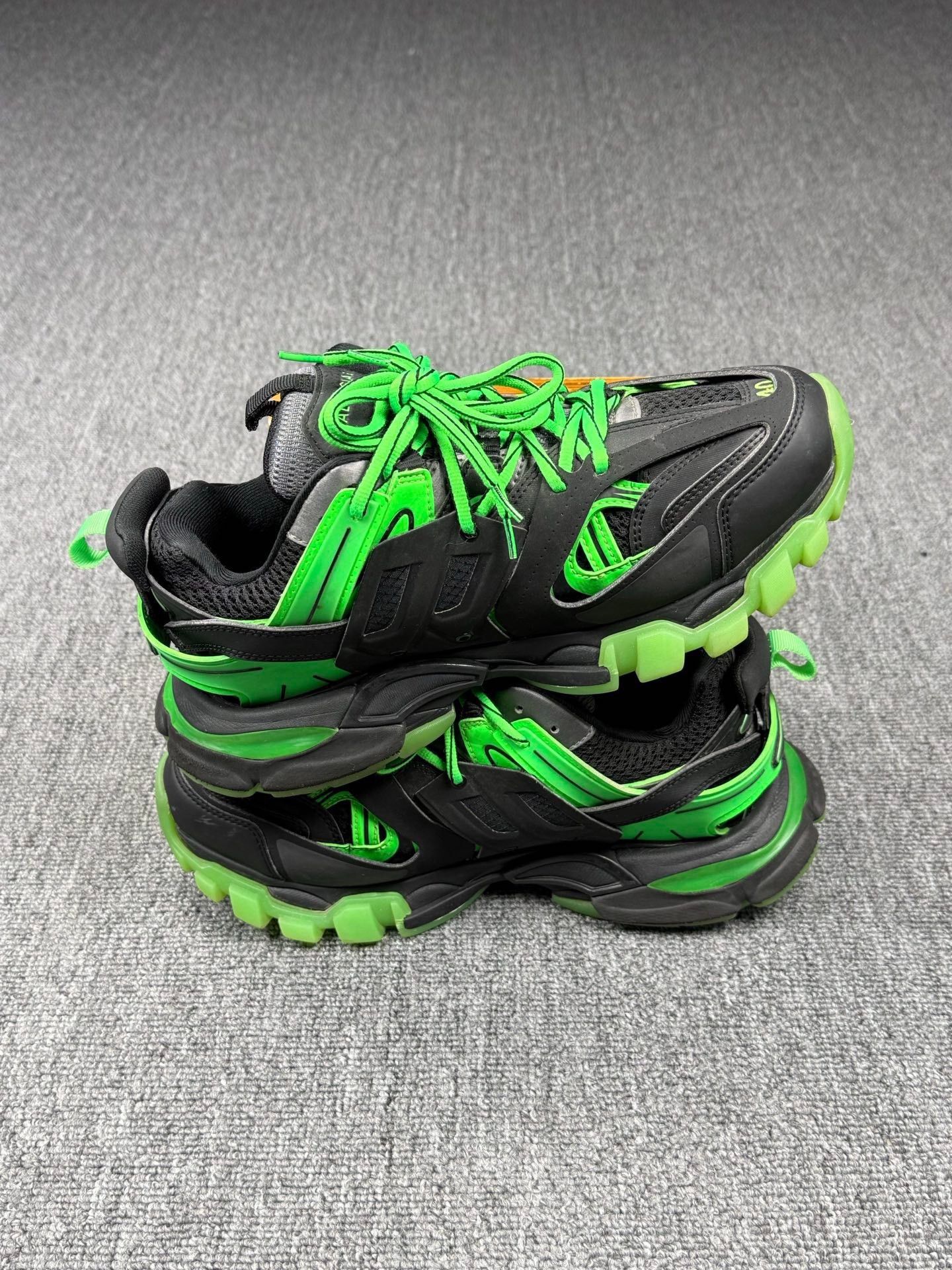 Balenciaga Balenciaga Green Lowtop Sneakers 7 Men Size US 7 / EU 40 - 4 Thumbnail