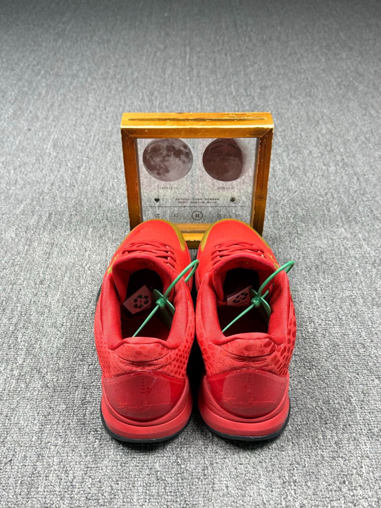 Nike Nike KOBE5 Gold Lowtop Sneakers 10 Men Size US 10 / EU 43 - 5 Thumbnail
