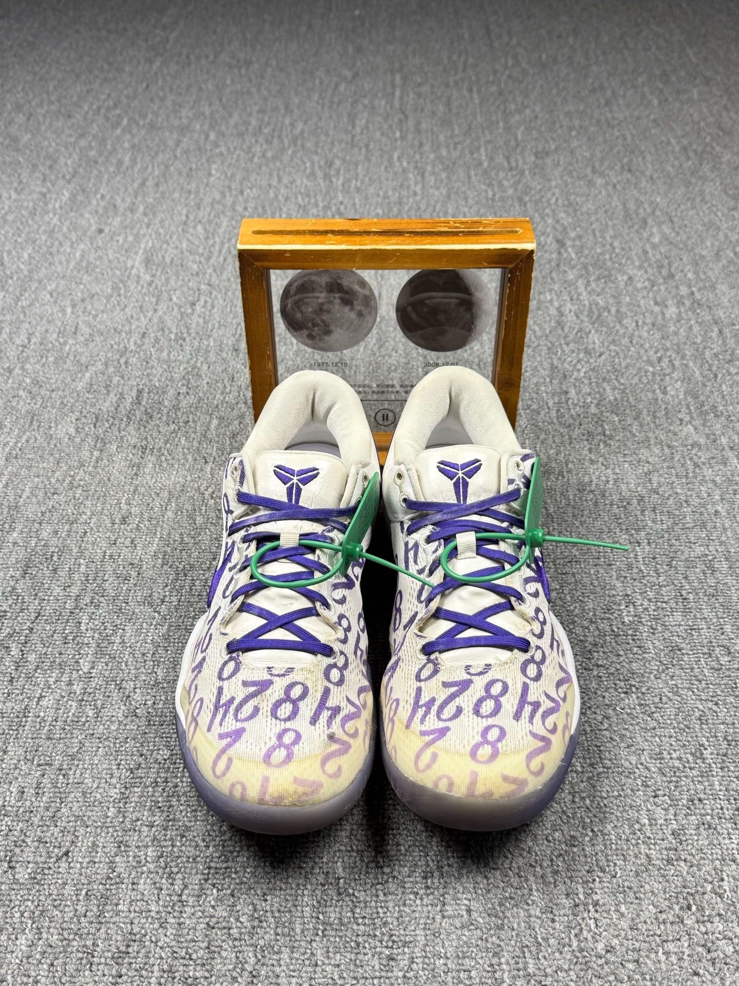 Nike Nike KOBE8 White Lowtop Sneakers 10 Men Size US 10 / EU 43 - 4 Thumbnail