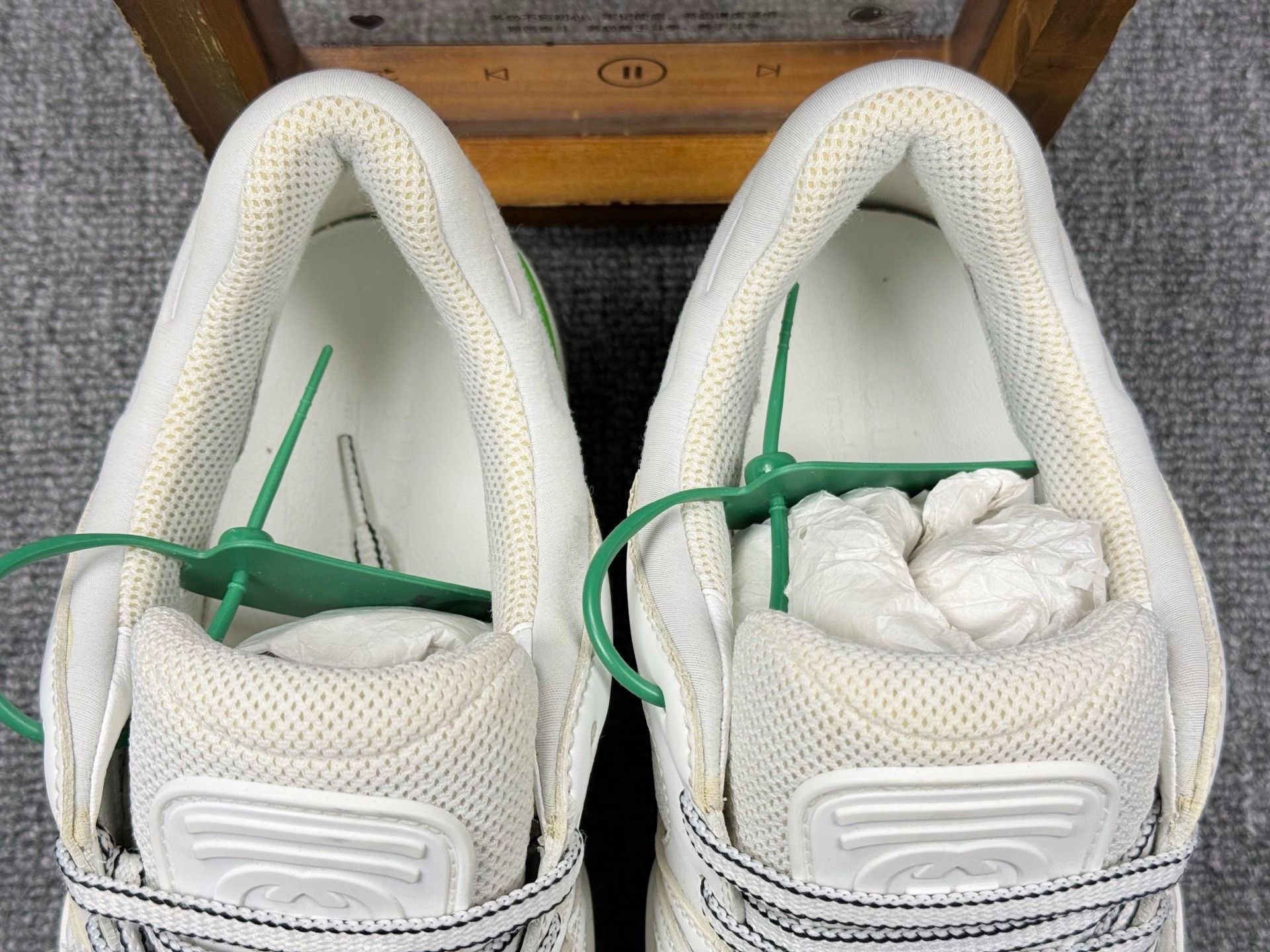 Gucci Gucci Green Lowtop Sneakers 7.5 Men Size US 7.5 / EU 40-41 - 8 Thumbnail