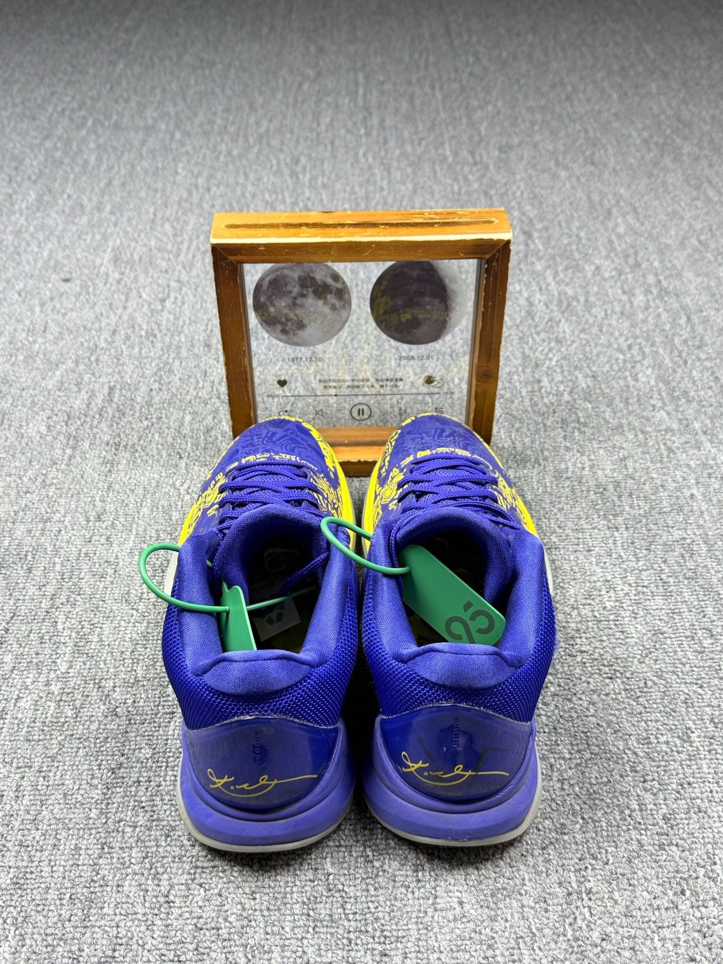 Nike Nike KOBE5 Yellow Lowtop Sneakers 9 Men Size US 9 / EU 42 - 5 Thumbnail