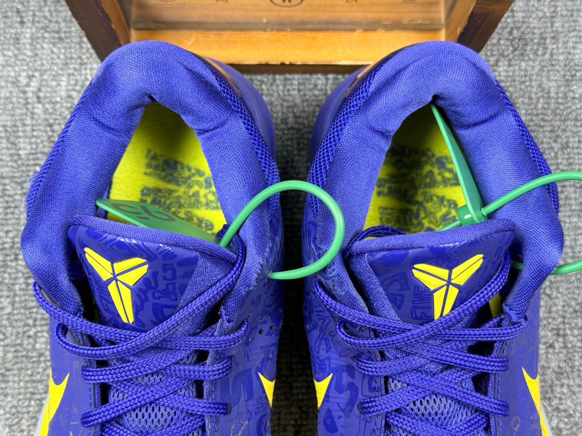 Nike Nike KOBE5 Yellow Lowtop Sneakers 9 Men Size US 9 / EU 42 - 9 Thumbnail