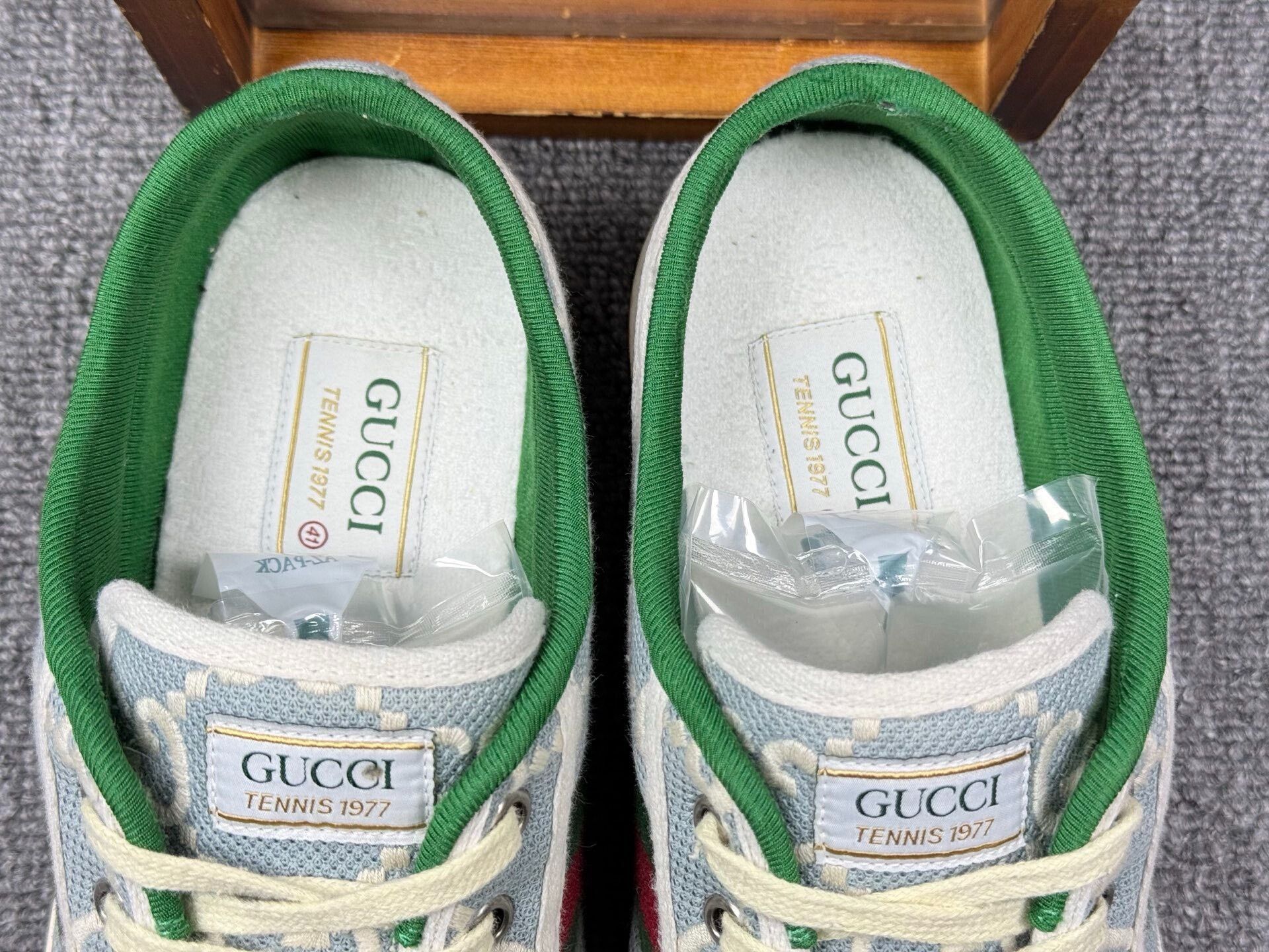 Gucci Gucci Tennis Blue Lowtop Sneakers 8 Men Size US 8 / EU 41 - 9 Thumbnail