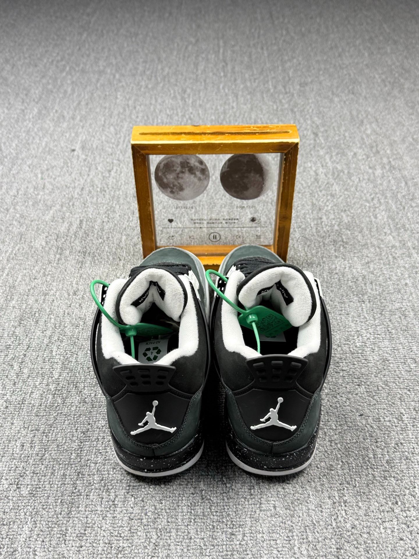 Nike Nike AJ4 Black Lowtop Sneakers 9 Men Size US 9 / EU 42 - 5 Thumbnail