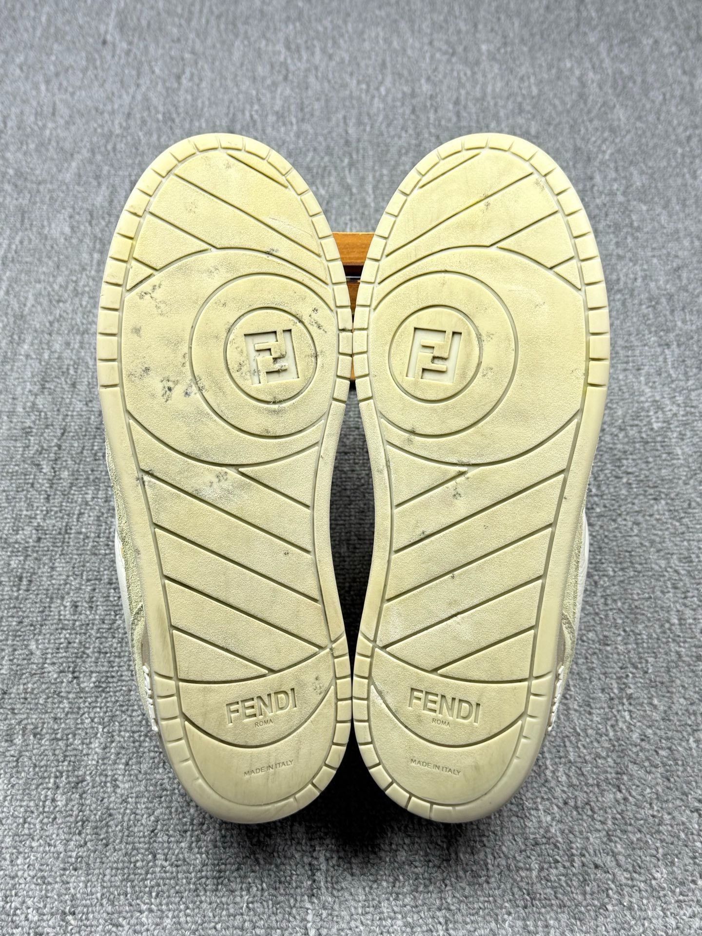 Fendi Fendi Multi Lowtop Sneakers us_6 Women Size US 6 / IT 36 - 6 Thumbnail