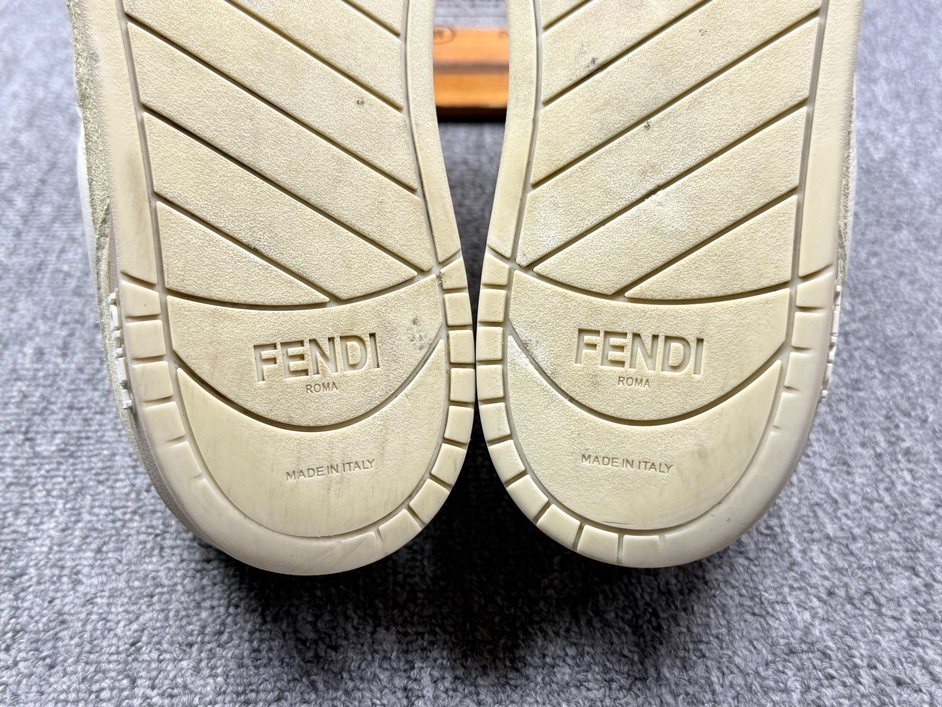 Fendi Fendi Multi Lowtop Sneakers us_6 Women Size US 6 / IT 36 - 8 Thumbnail