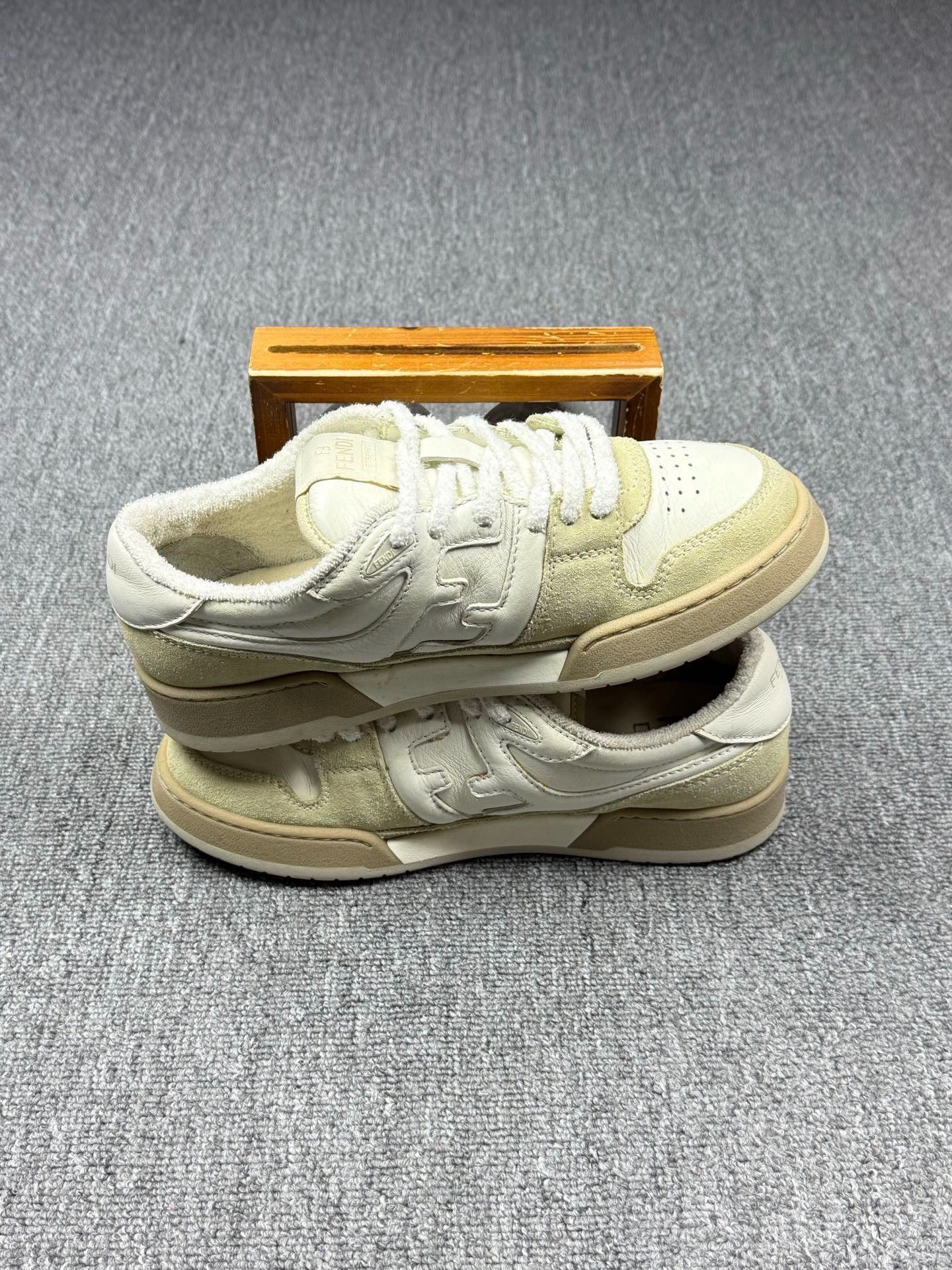 Fendi Fendi Multi Lowtop Sneakers us_6 Women Size US 6 / IT 36 - 3 Thumbnail