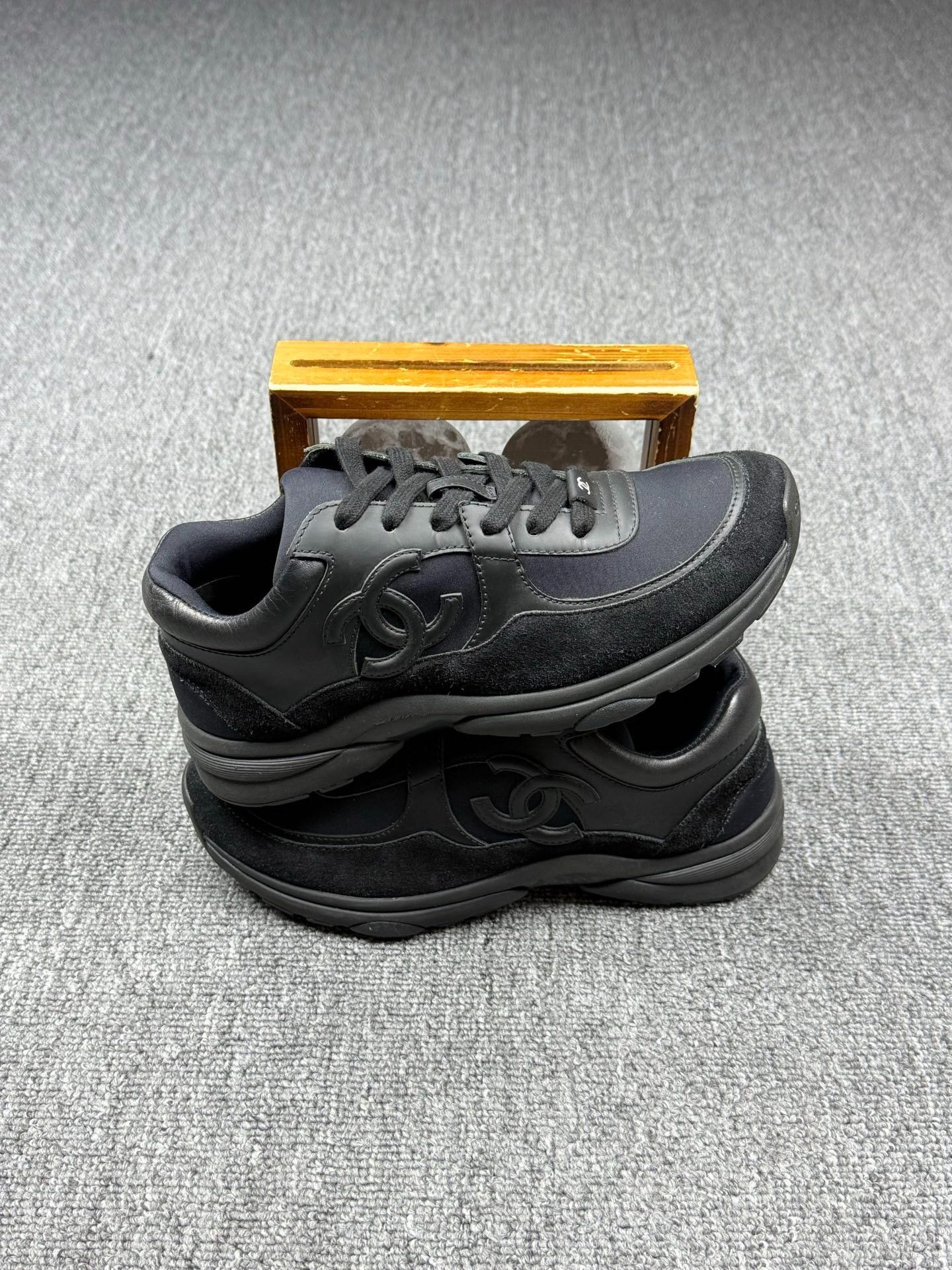 Chanel Chanel Casual Black Lowtop Sneakers it_37 Women Size US 7 / IT 37 - 2 Thumbnail