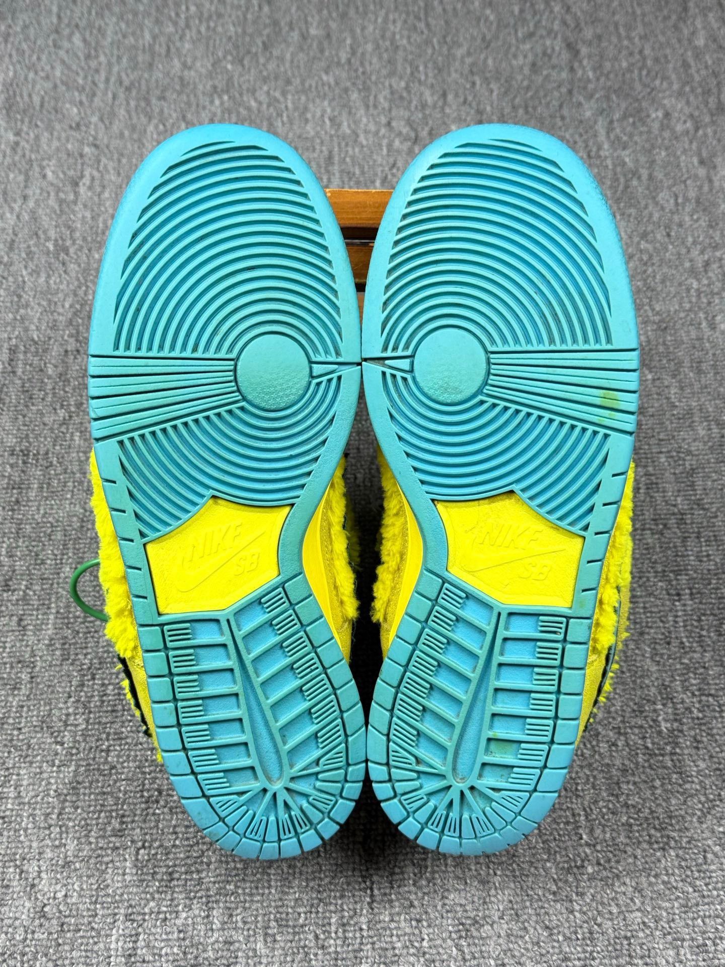 Nike Nike DUNK SB Yellow Lowtop Sneakers 8 Men Size US 8 / EU 41 - 6 Thumbnail