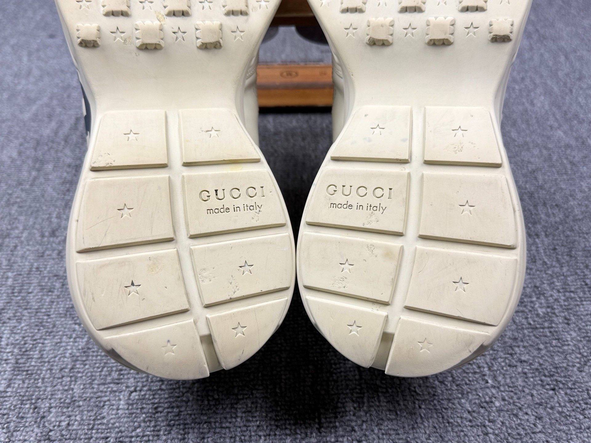Gucci Gucci Lowtop Sneakers 7 Men Size US 7 / EU 40 - 8 Thumbnail
