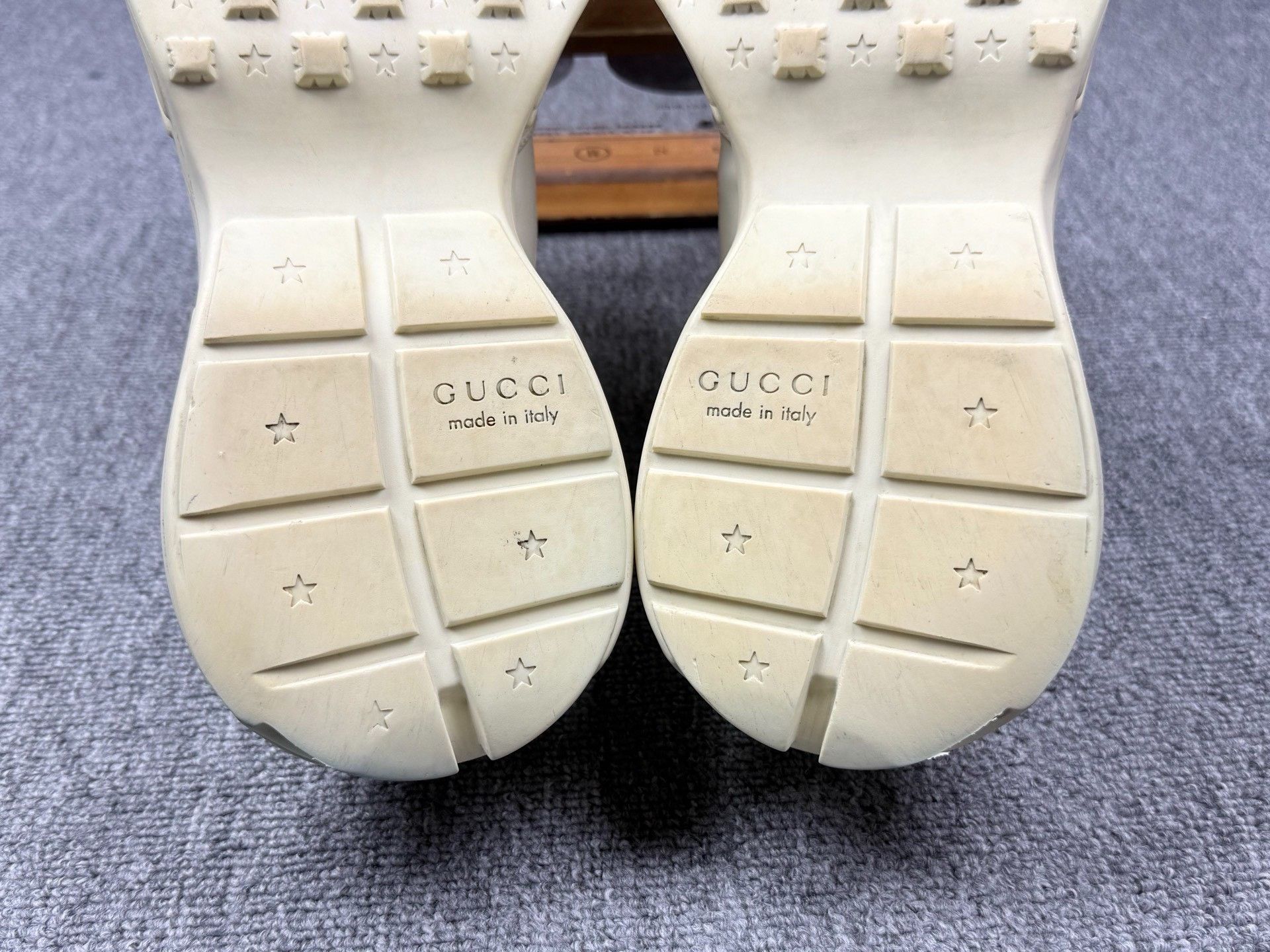 Gucci Gucci Lowtop Sneakers 9 Men Size US 9 / EU 42 - 8 Thumbnail