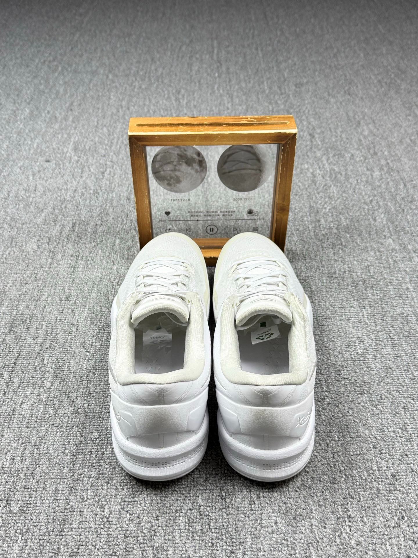 Nike Nike KOBE8 White Lowtop Sneakers 10 Men Size US 10 / EU 43 - 5 Thumbnail