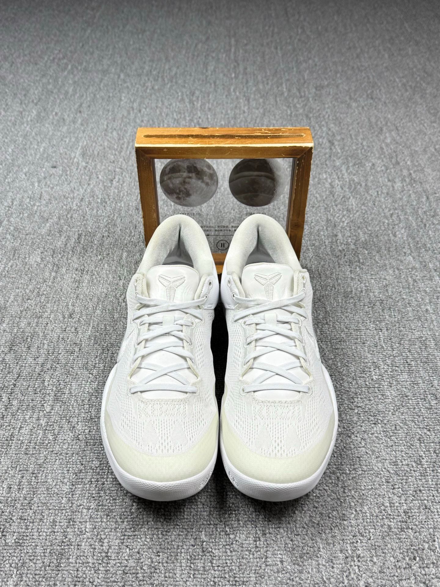 Nike Nike KOBE8 White Lowtop Sneakers 10 Men Size US 10 / EU 43 - 4 Thumbnail
