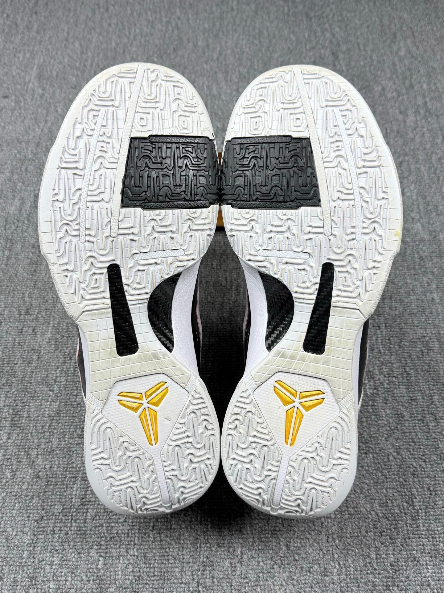 Nike Nike KOBE5 White Lowtop Sneakers 12 Men Size US 12 / EU 45 - 6 Thumbnail
