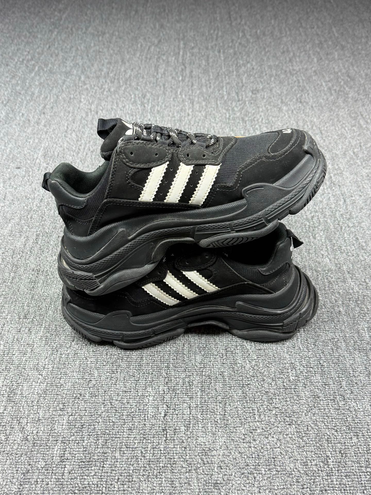 Balenciaga Balenciaga Black Lowtop Sneakers 7 Men Size US 7 / EU 40 - 3 Thumbnail