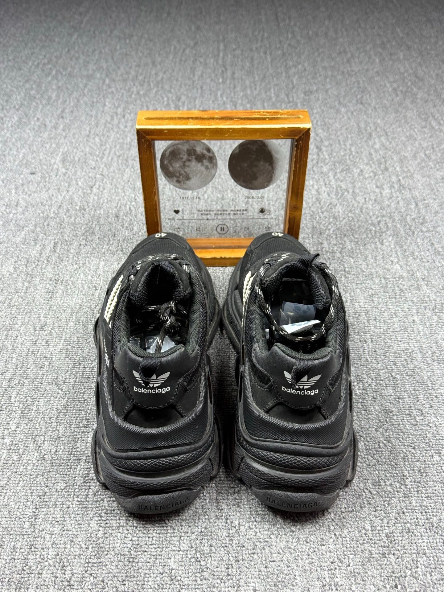 Balenciaga Balenciaga Black Lowtop Sneakers 7 Men Size US 7 / EU 40 - 5 Thumbnail