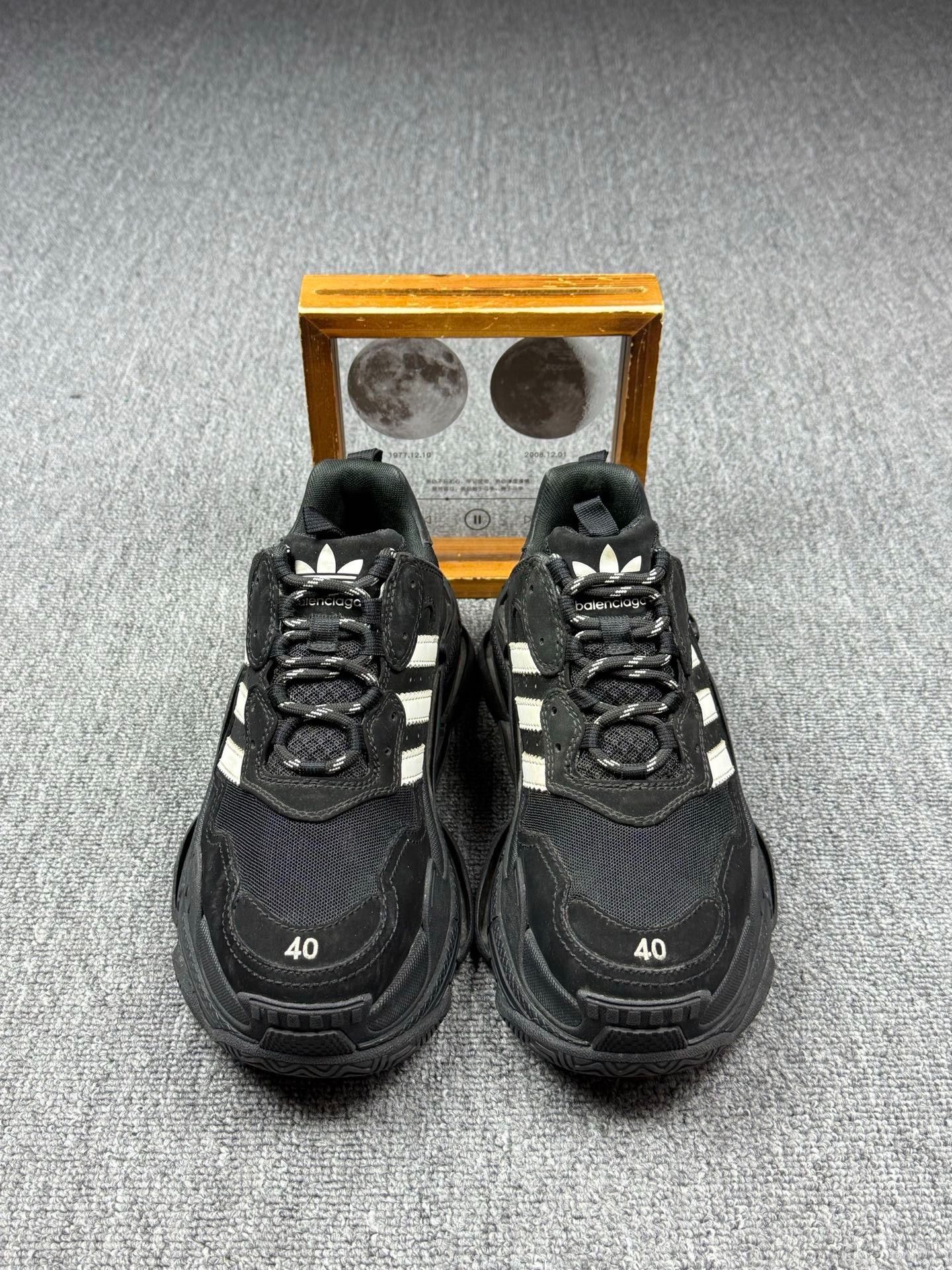 Balenciaga Balenciaga Black Lowtop Sneakers 7 Men Size US 7 / EU 40 - 4 Thumbnail