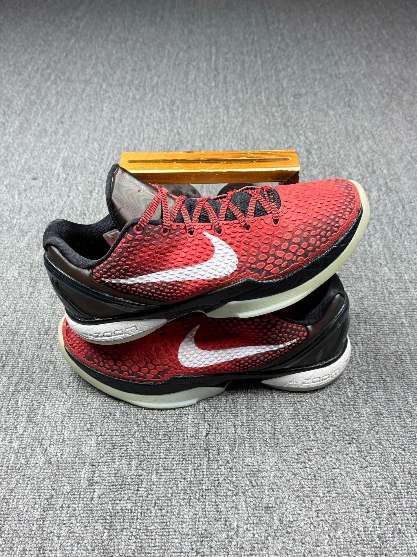 Nike Nike KOBE6 Black Lowtop Sneakers 10 Men Size US 10 / EU 43 - 2 Thumbnail